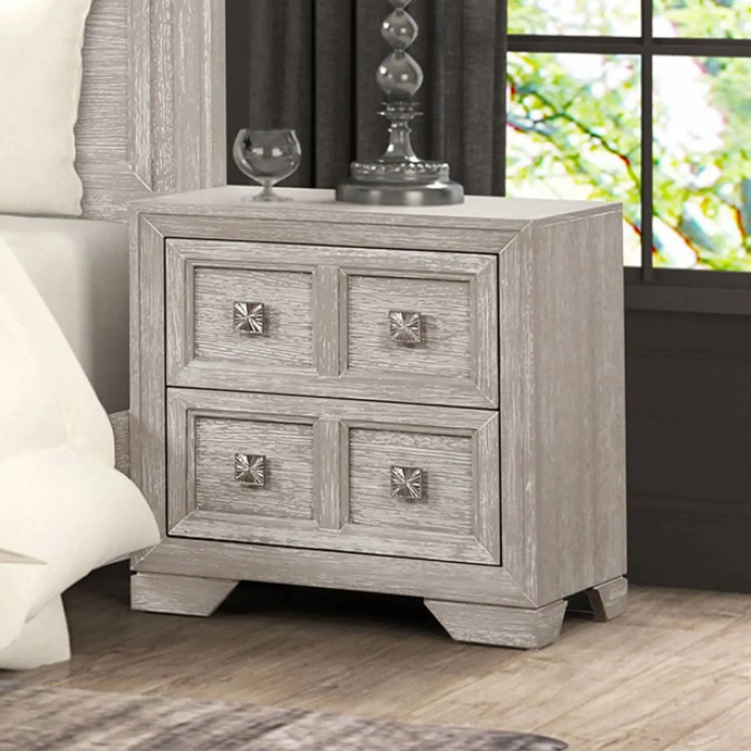 Argenthart Light Gray 4-Piece Queen Bedroom Set - Image 3