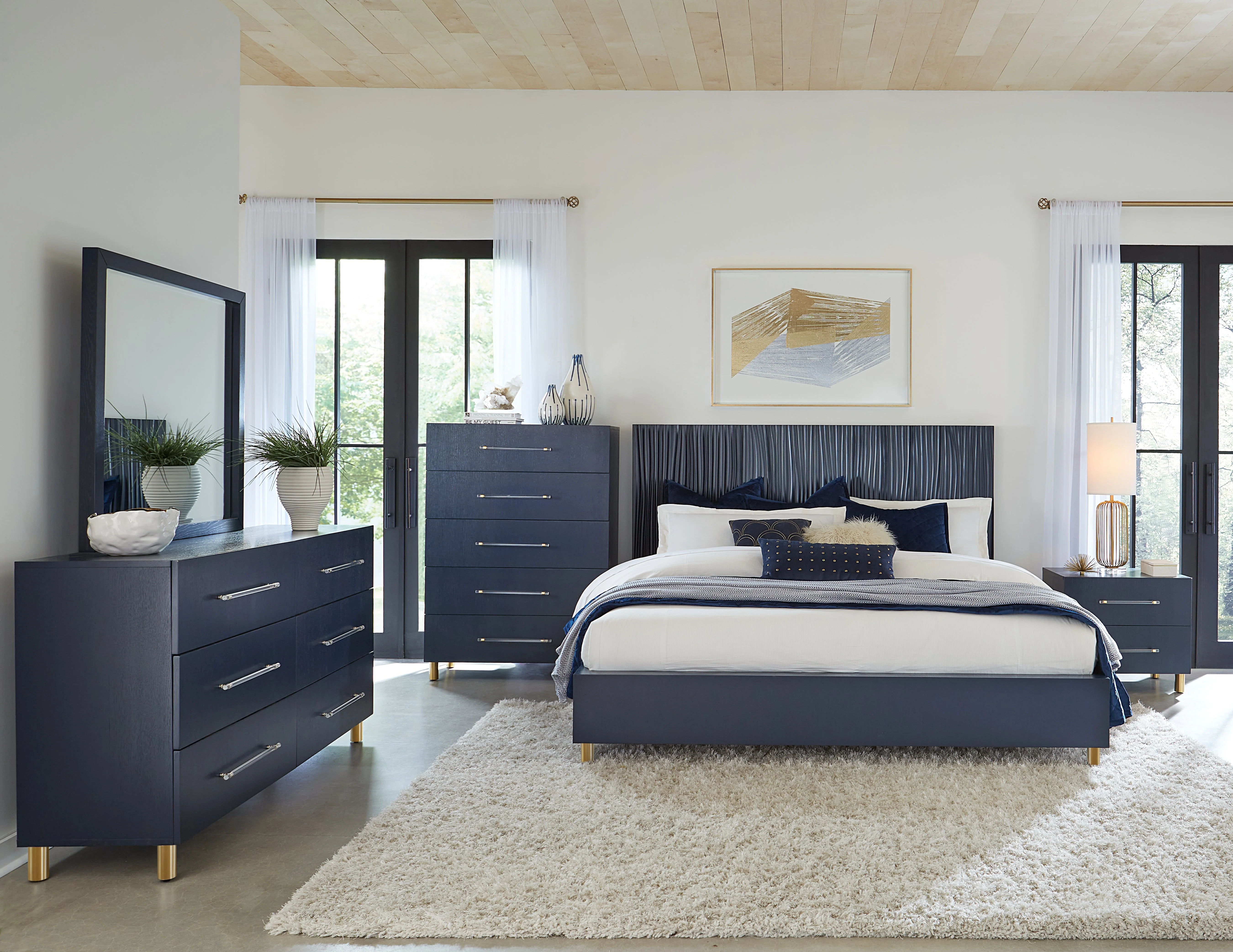 Argento Wave-Patterned California King Bed in Navy Blue and Burnished Brass - Image 3