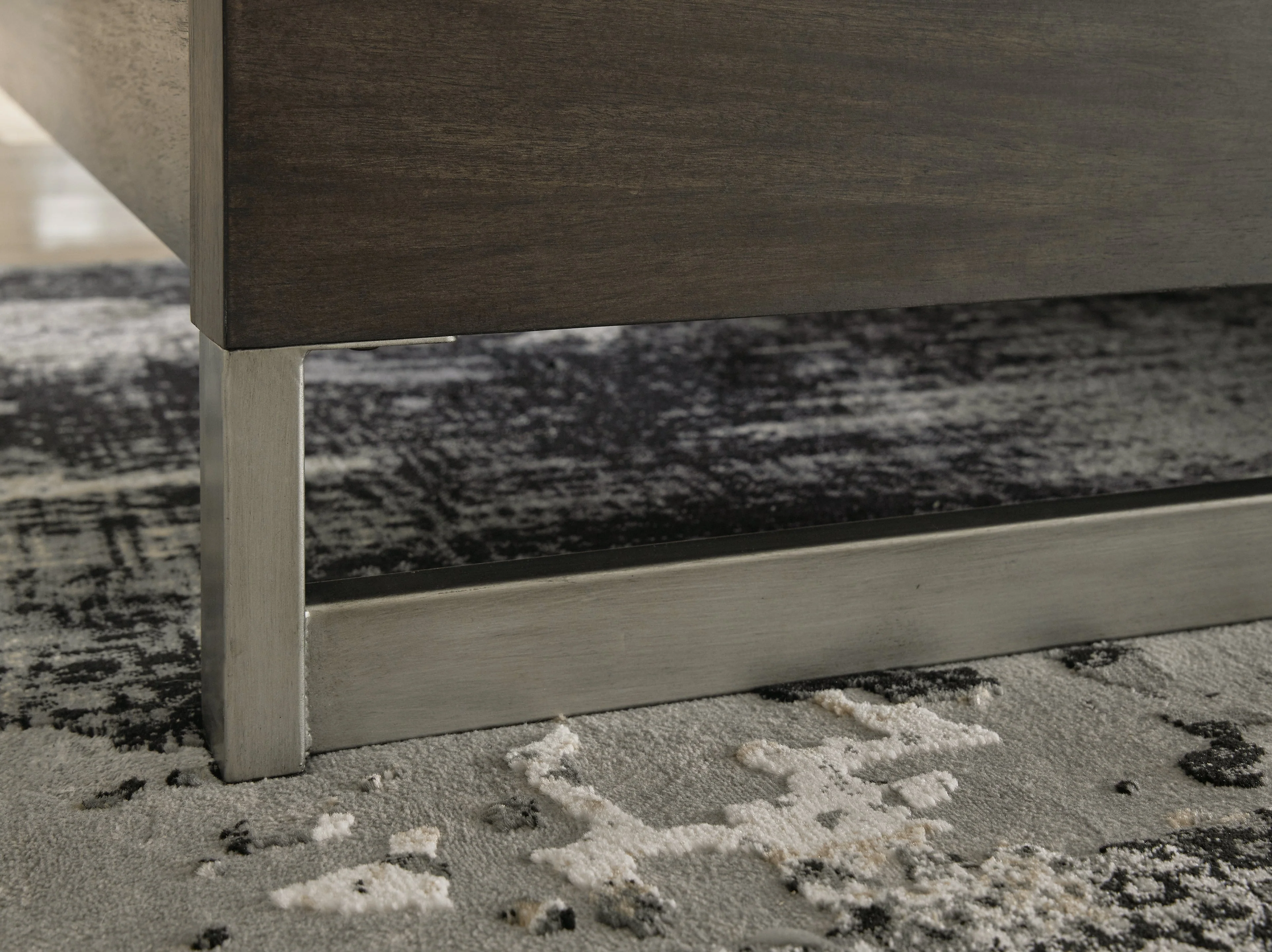 Arkenton Grayish Brown King Panel Bed - Image 7