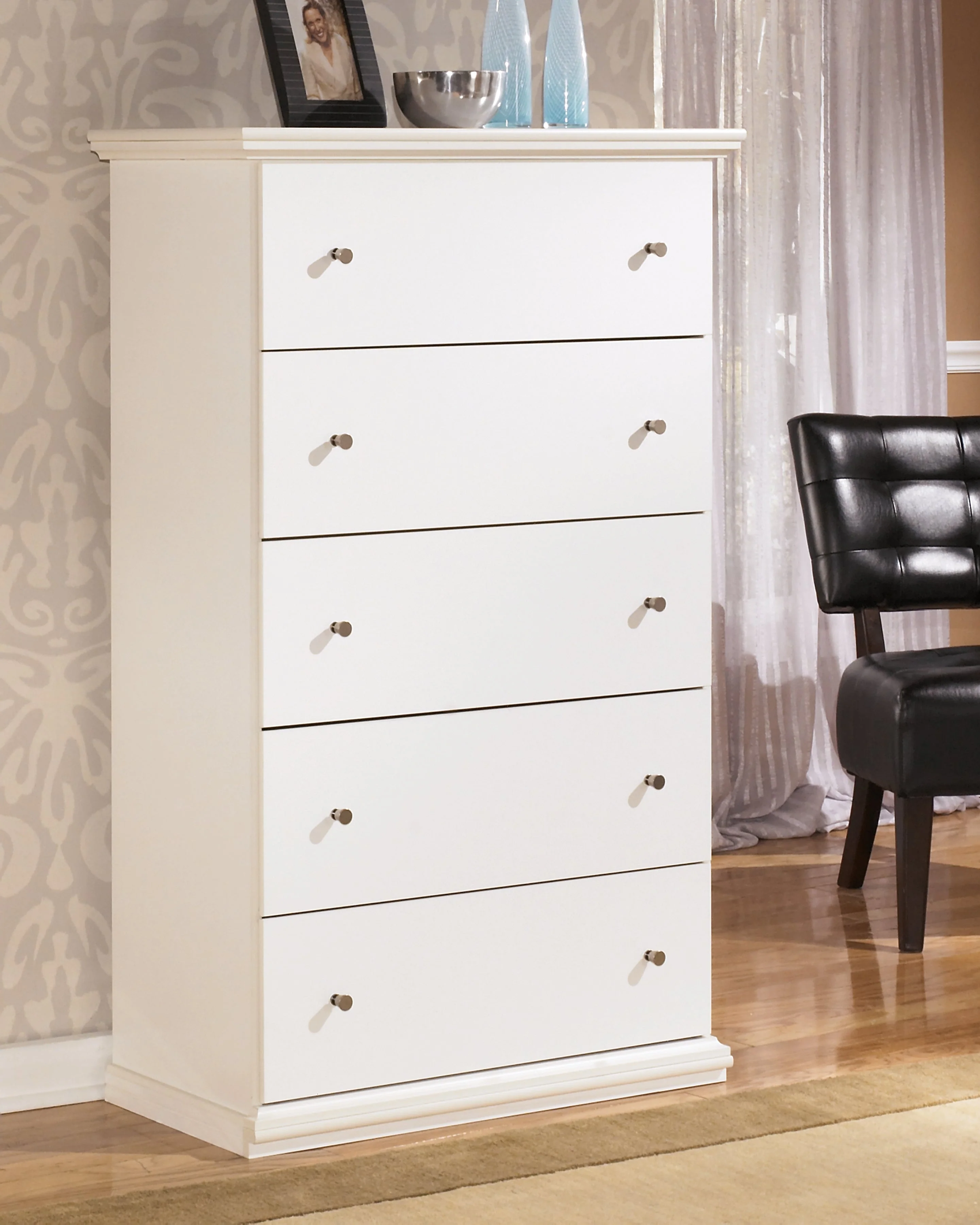 Bostwick Shoals Twin Panel Bed with Mirrored Dresser, Chest and Nightstand in White - Image 23