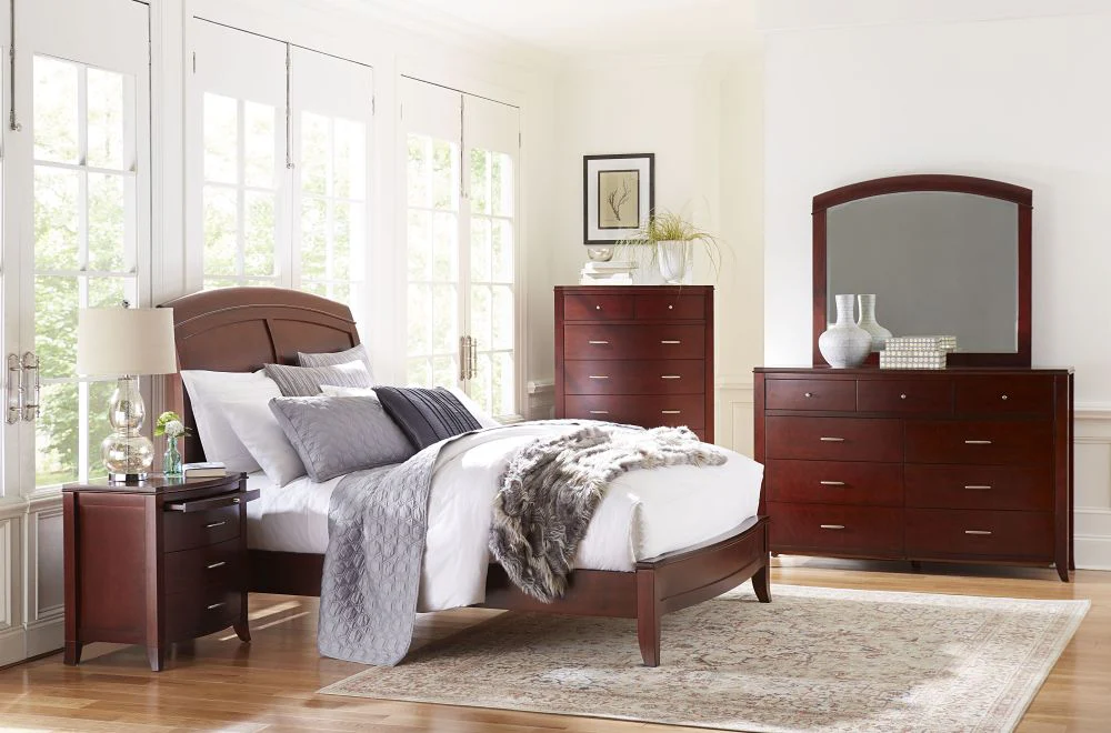 Brighton Wood Queen Sleigh Bed in Cinnamon - Image 2