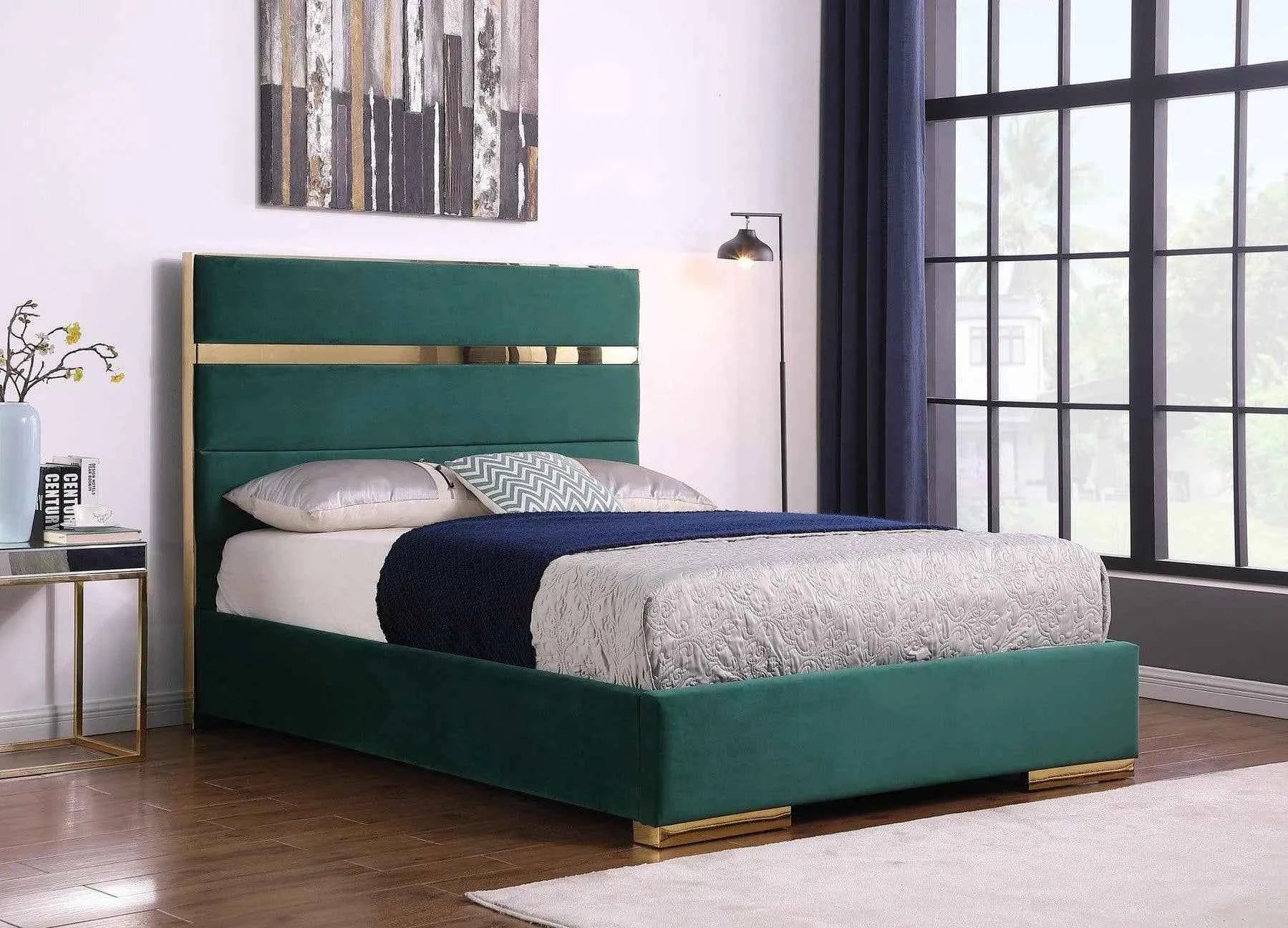 Cartier Green/Gold King Platform Bed - Image 3
