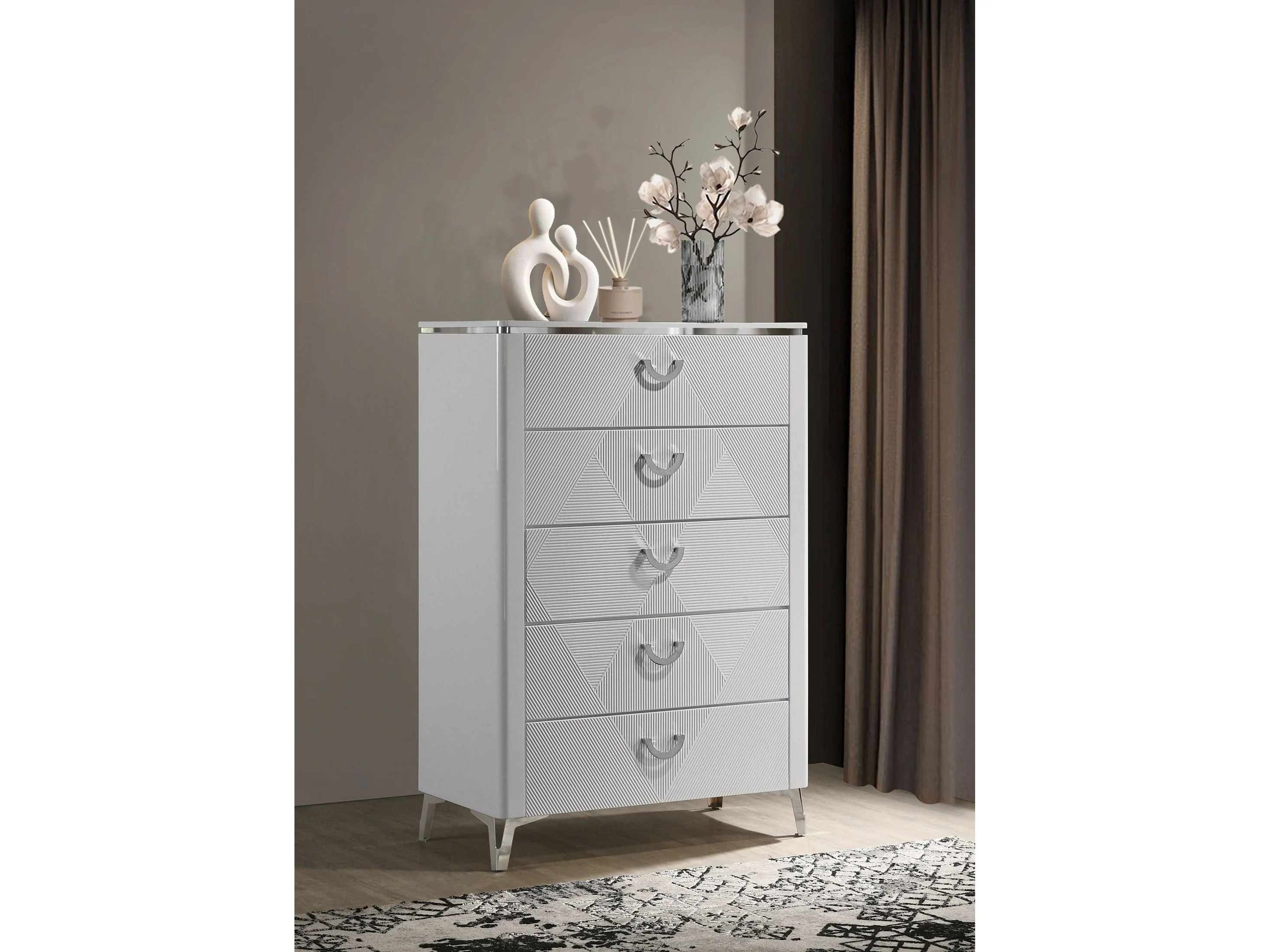 Cassia White High Gloss 5-drawer Bedroom Chest of Drawers
