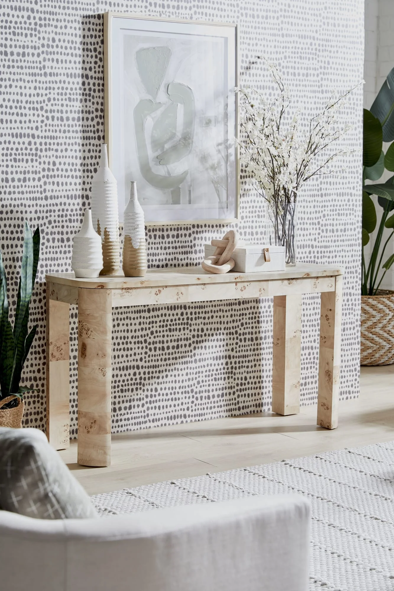 Cosmo Amber Kiss Console Table - Image 2