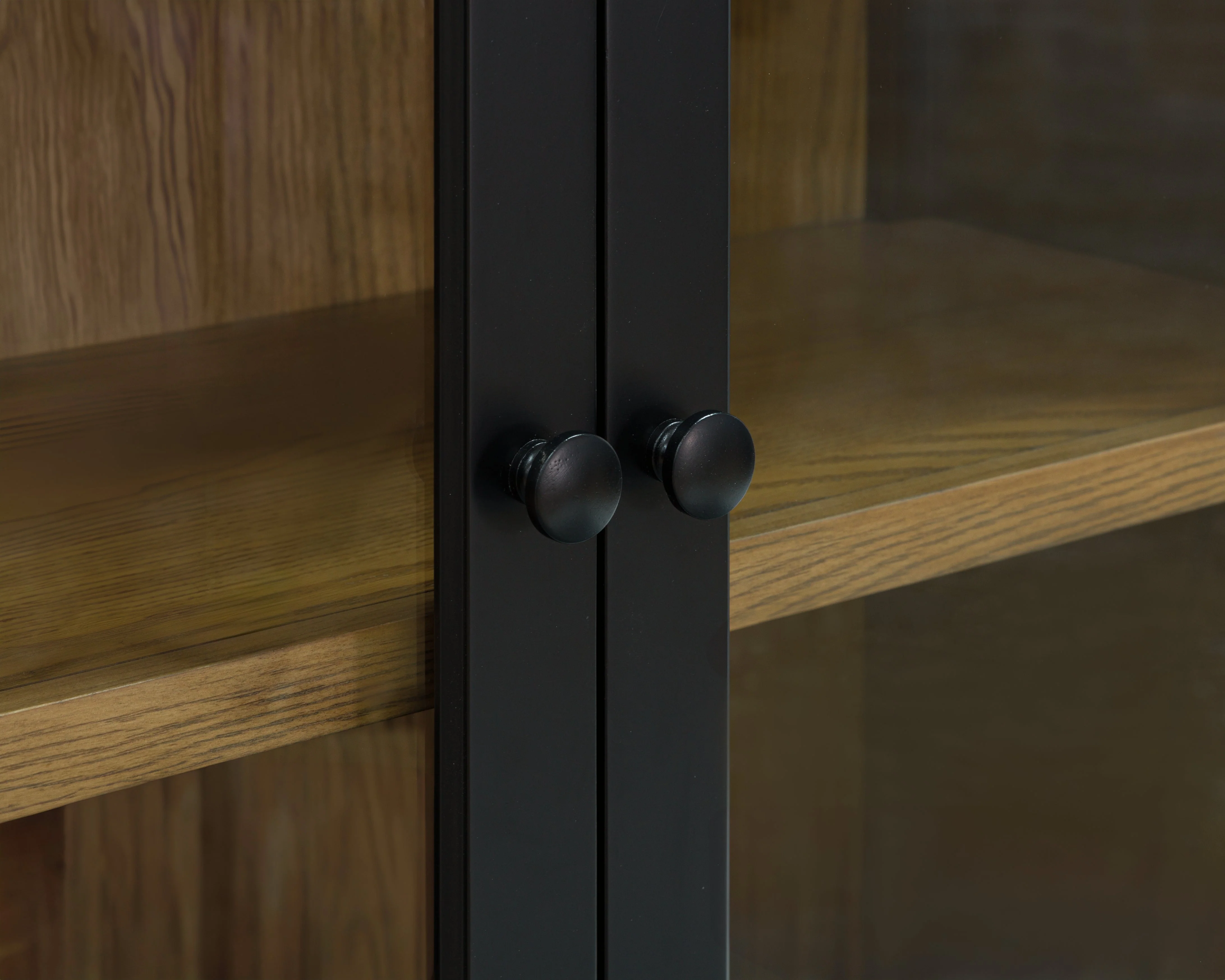 Dagandale Black/Natural Accent Cabinet - Image 4