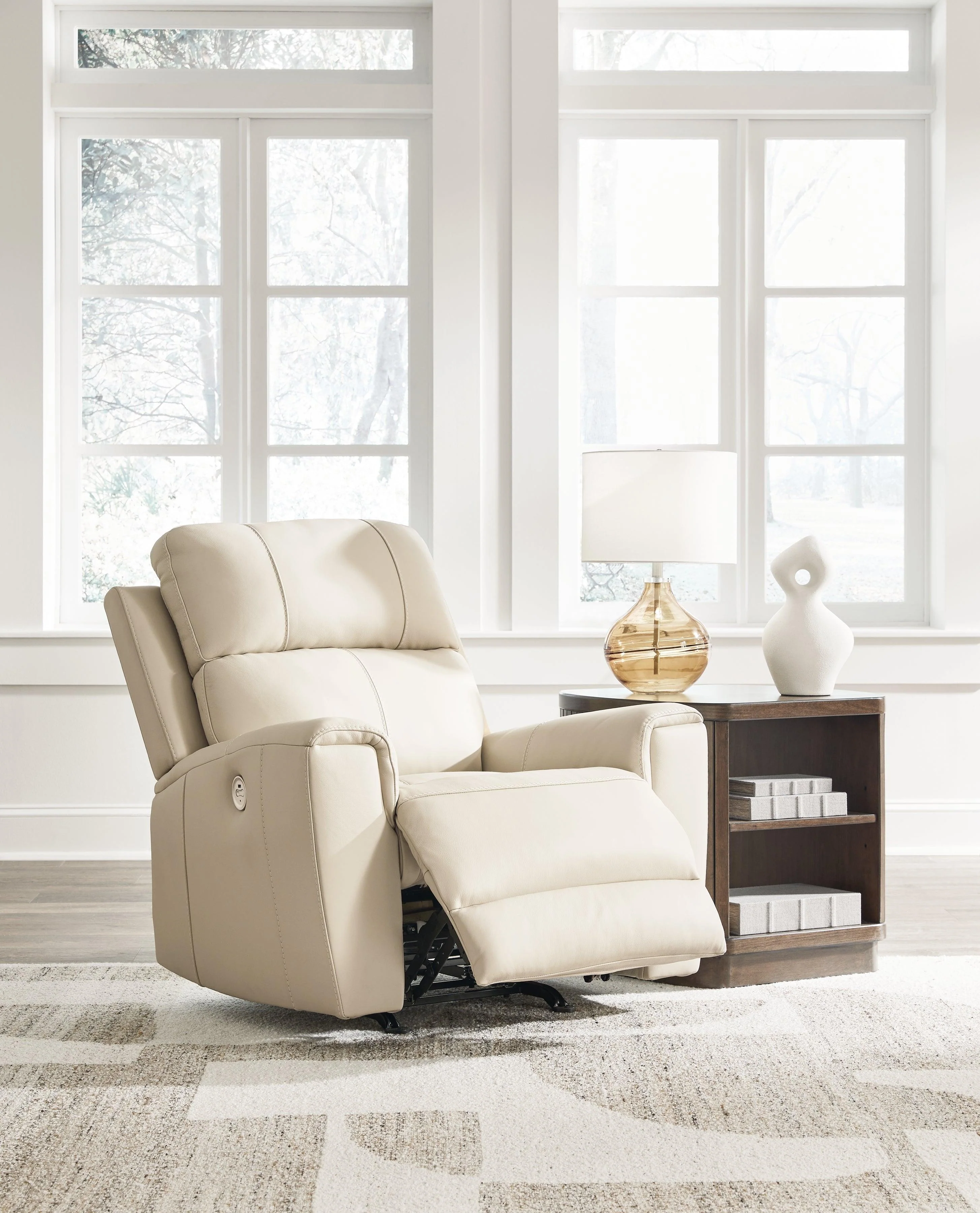 Dahlmoore Almond Power Recliner - Image 7