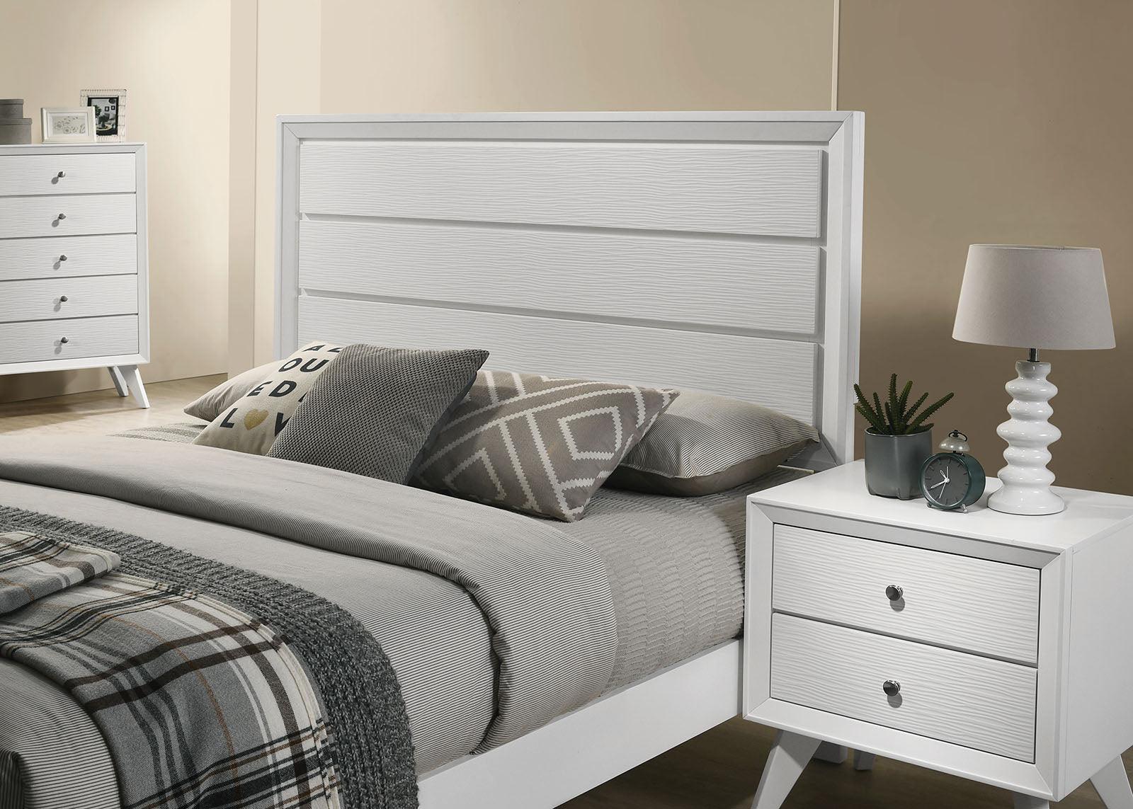 Dortmund White King Panel Bed - Image 2