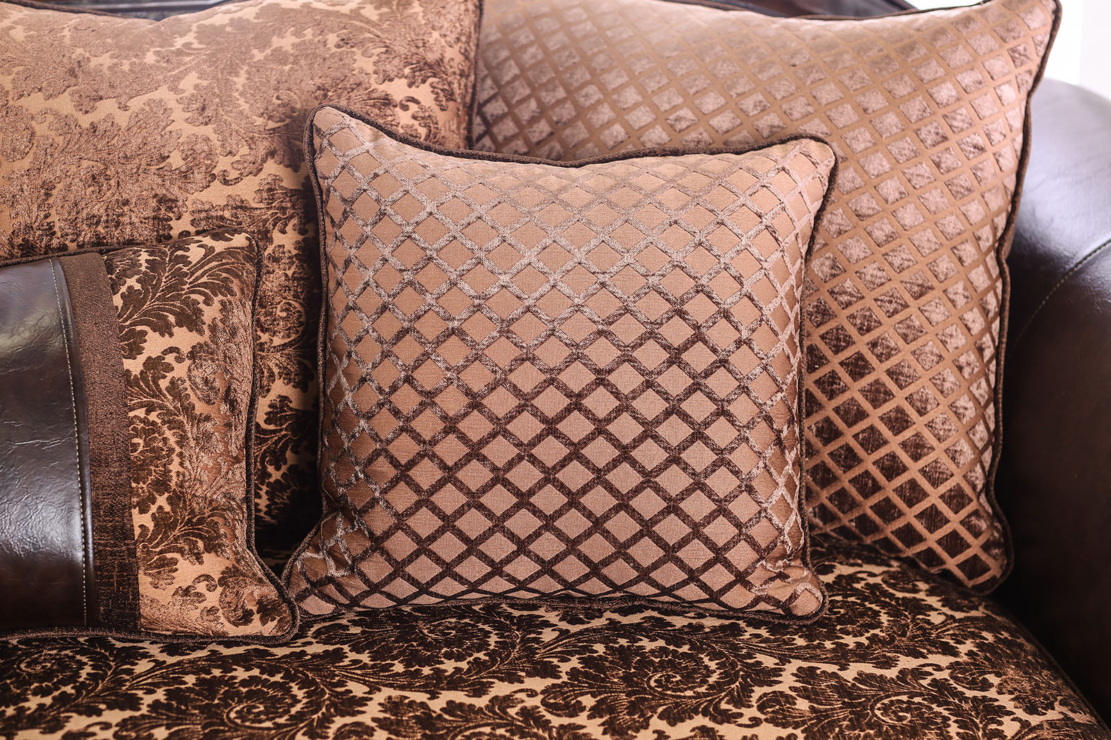 Elpis Brown/Espresso Sofa & Loveseat - Image 10