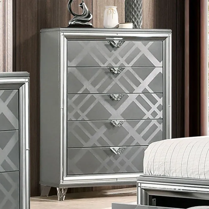 Emmeline Silver 5-Piece Queen Bedroom Set - Image 6