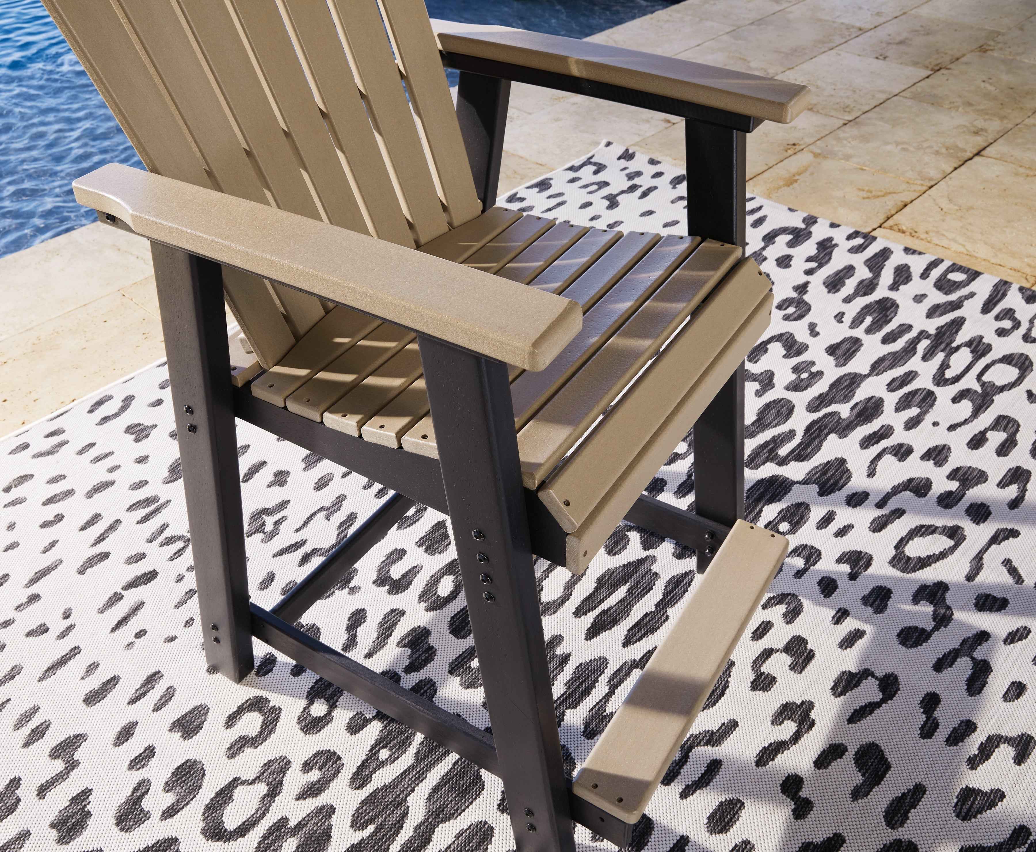 Fairen Trail Black/Driftwood Outdoor Counter Height Dining Table with 4 Barstools - Image 10