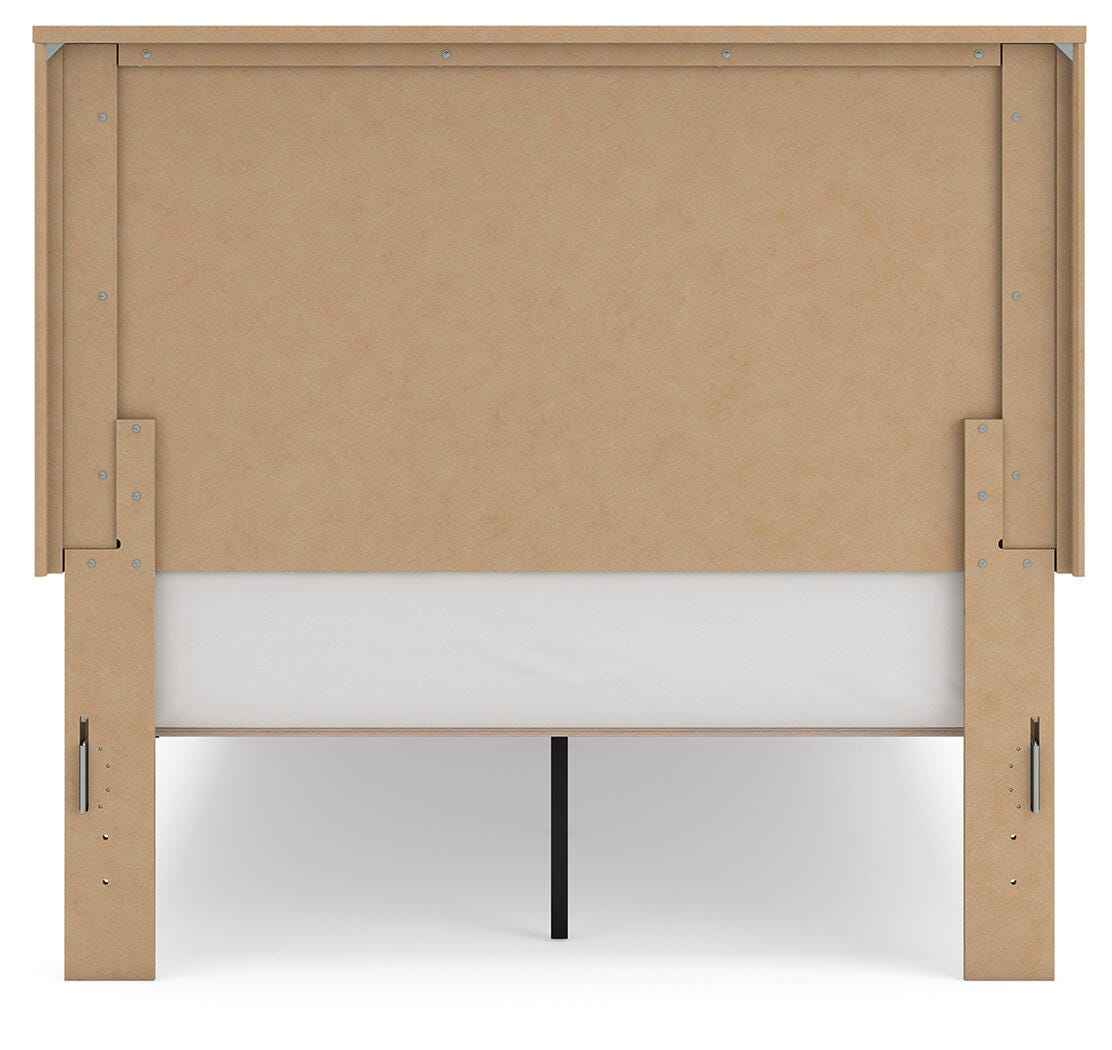 Gramburg Warm Natural Brown Full Panel Platform Bed - Image 6