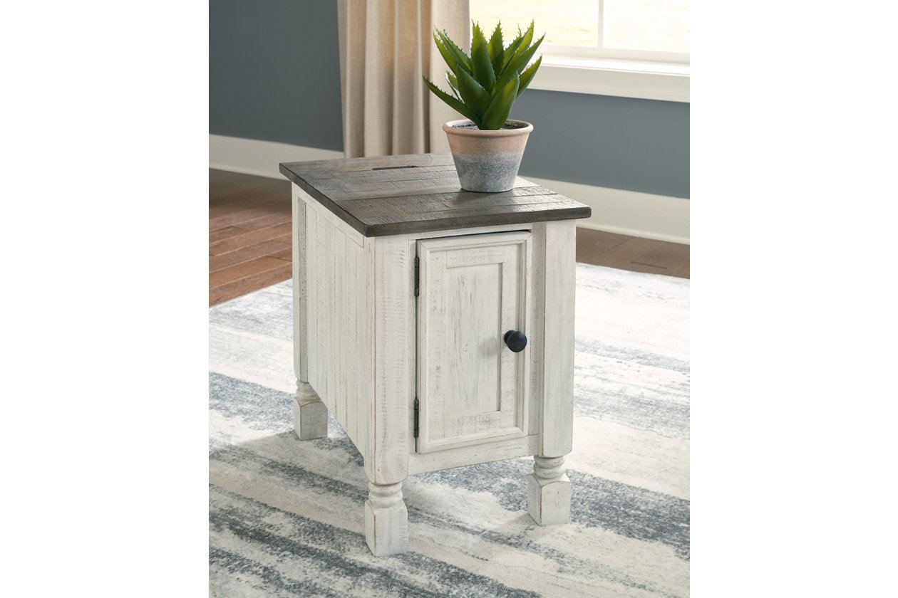 Havalance White/Gray Chairside End Table - Image 9