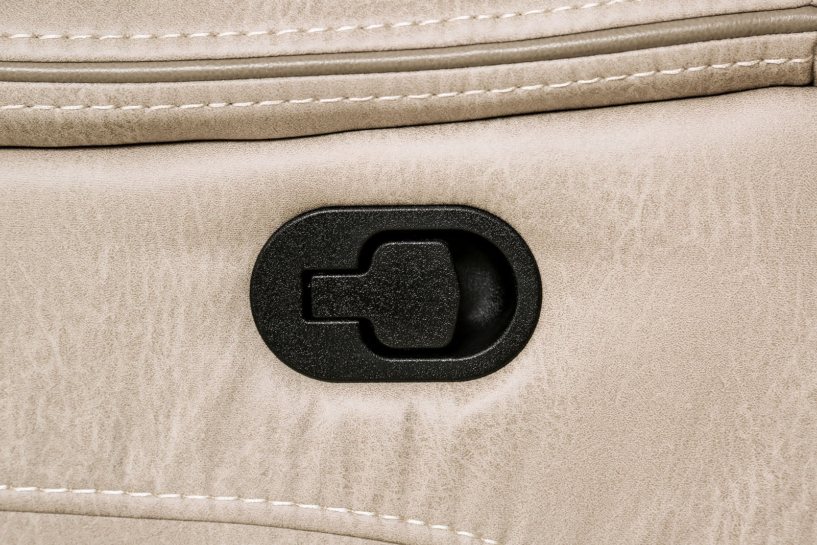 Henricus Beige Loveseat - Image 3
