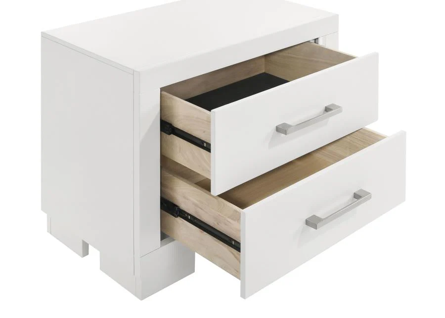 Jessica White 5-Piece Eastern King Bedroom Set with Nightstand Panels - Image 12