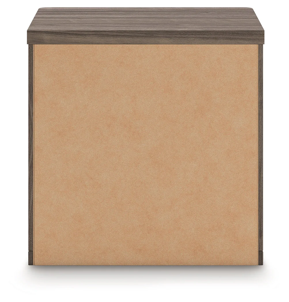 Kendanport White/Brown Queen Upholstered Bed, Dresser, Mirror and Nightstand - Image 21