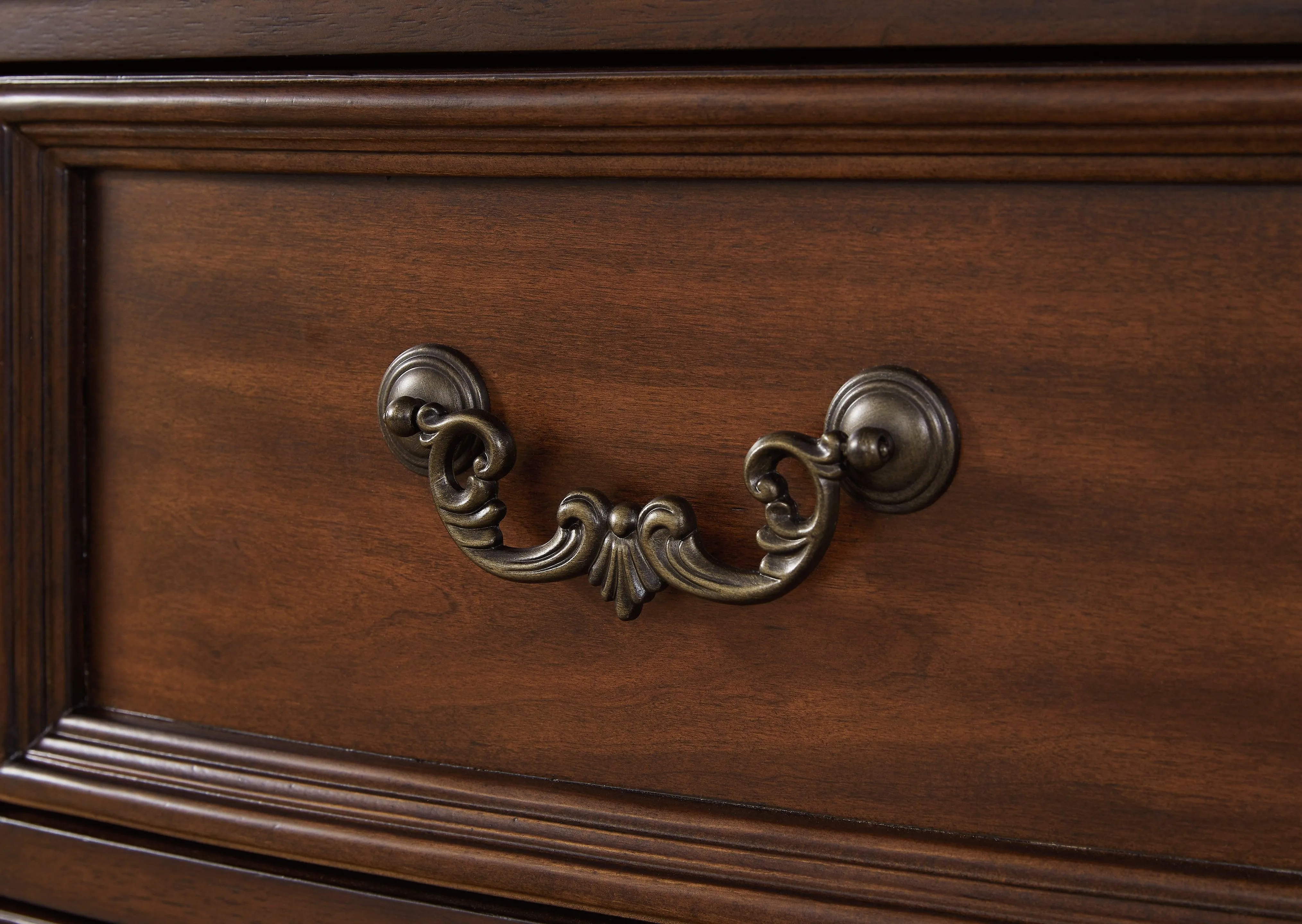 Lavinton Brown Nightstand - Image 7