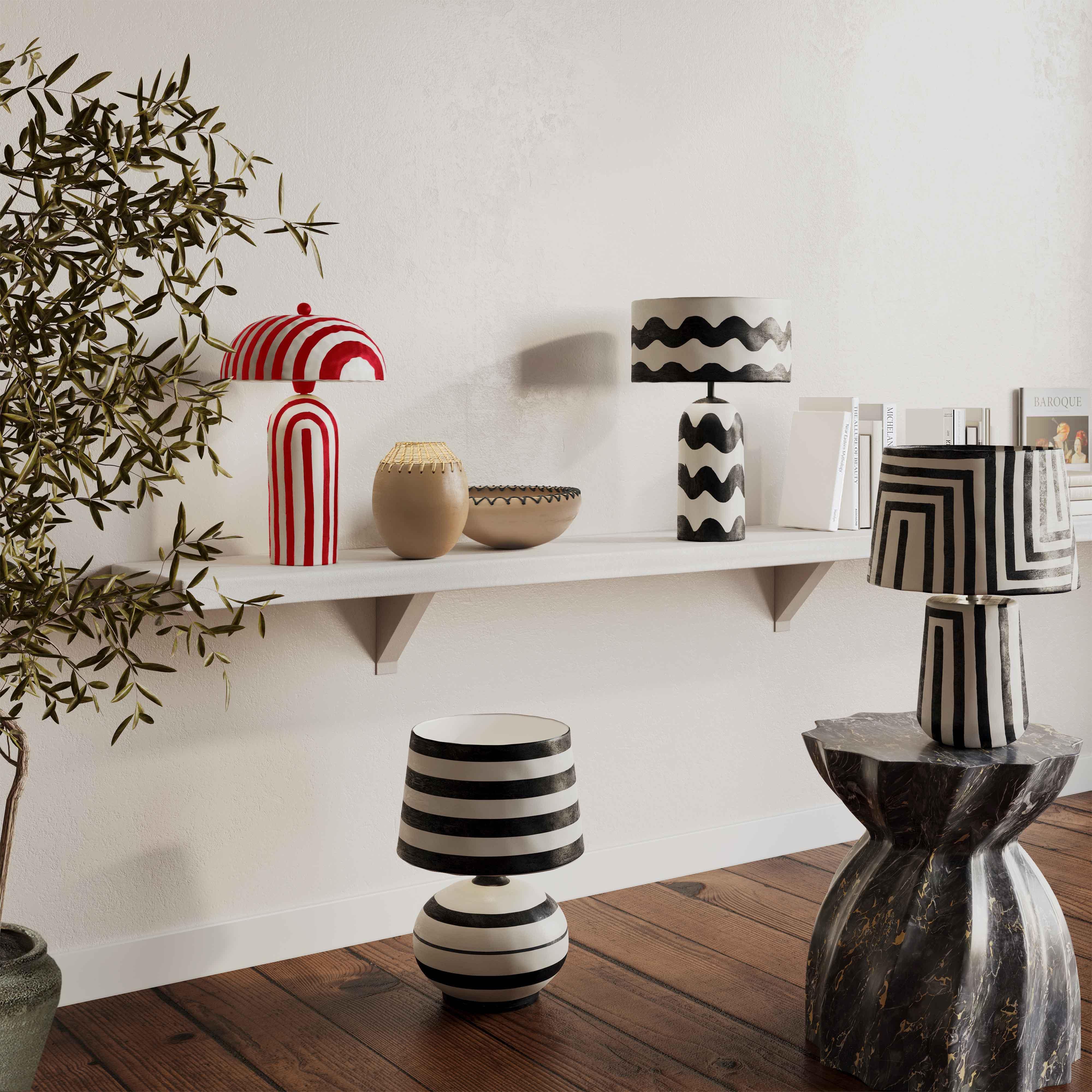 Maiori Striped Papier Mache Table Lamp - Image 9