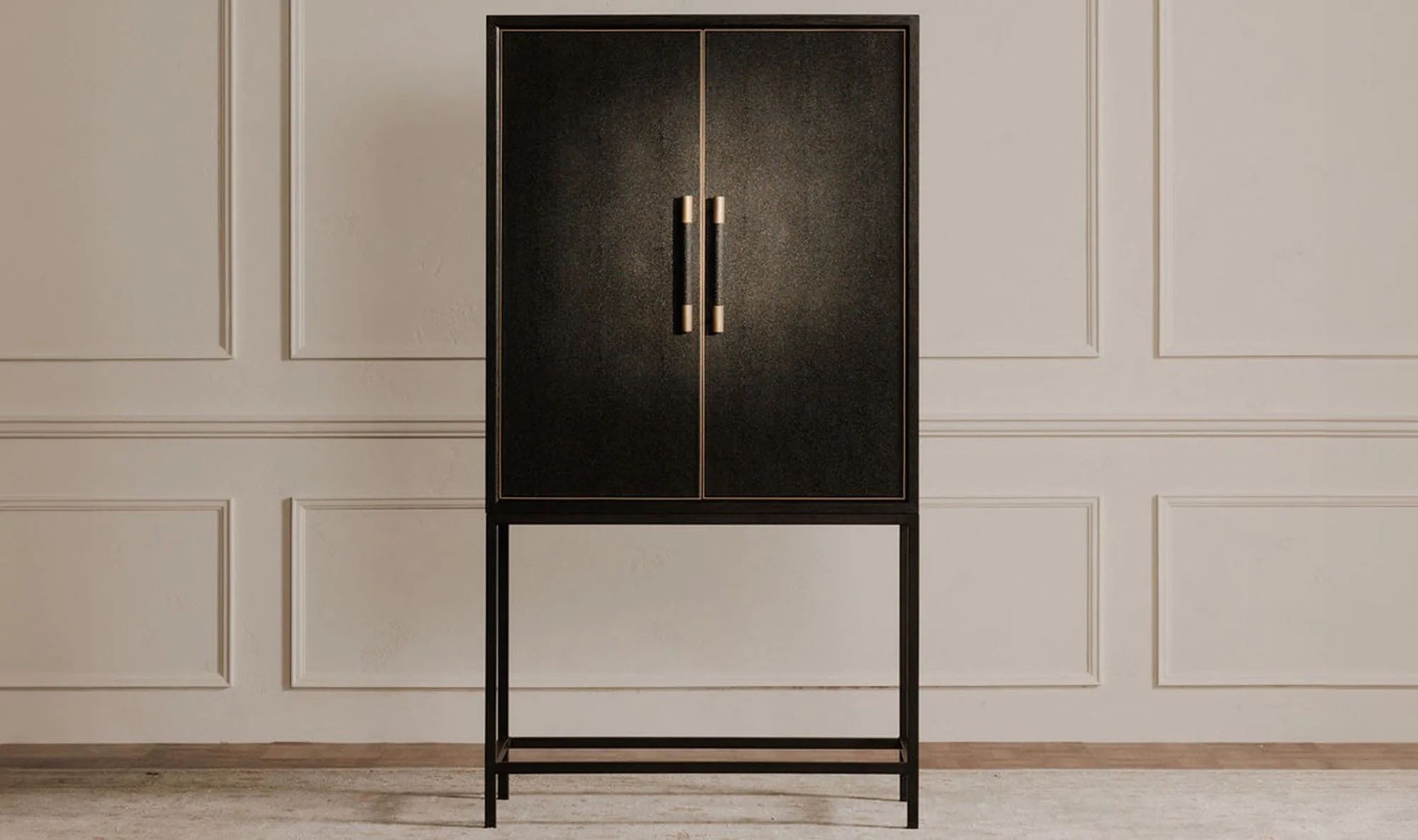 Mako Bar Cabinet Black - Image 8