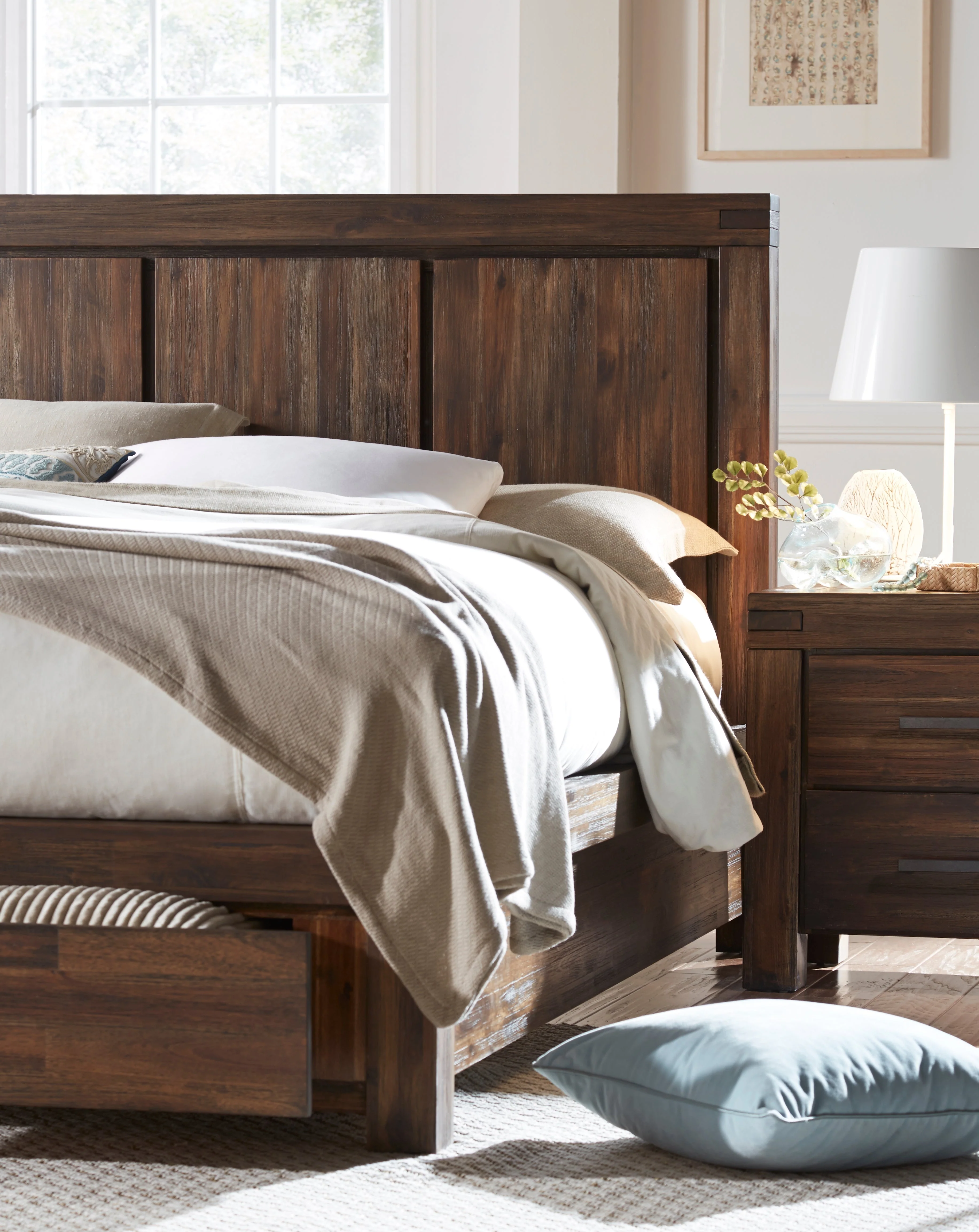 Meadow Solid Wood Footboard Eastern King Storage Bed in Brick Brown - Image 3
