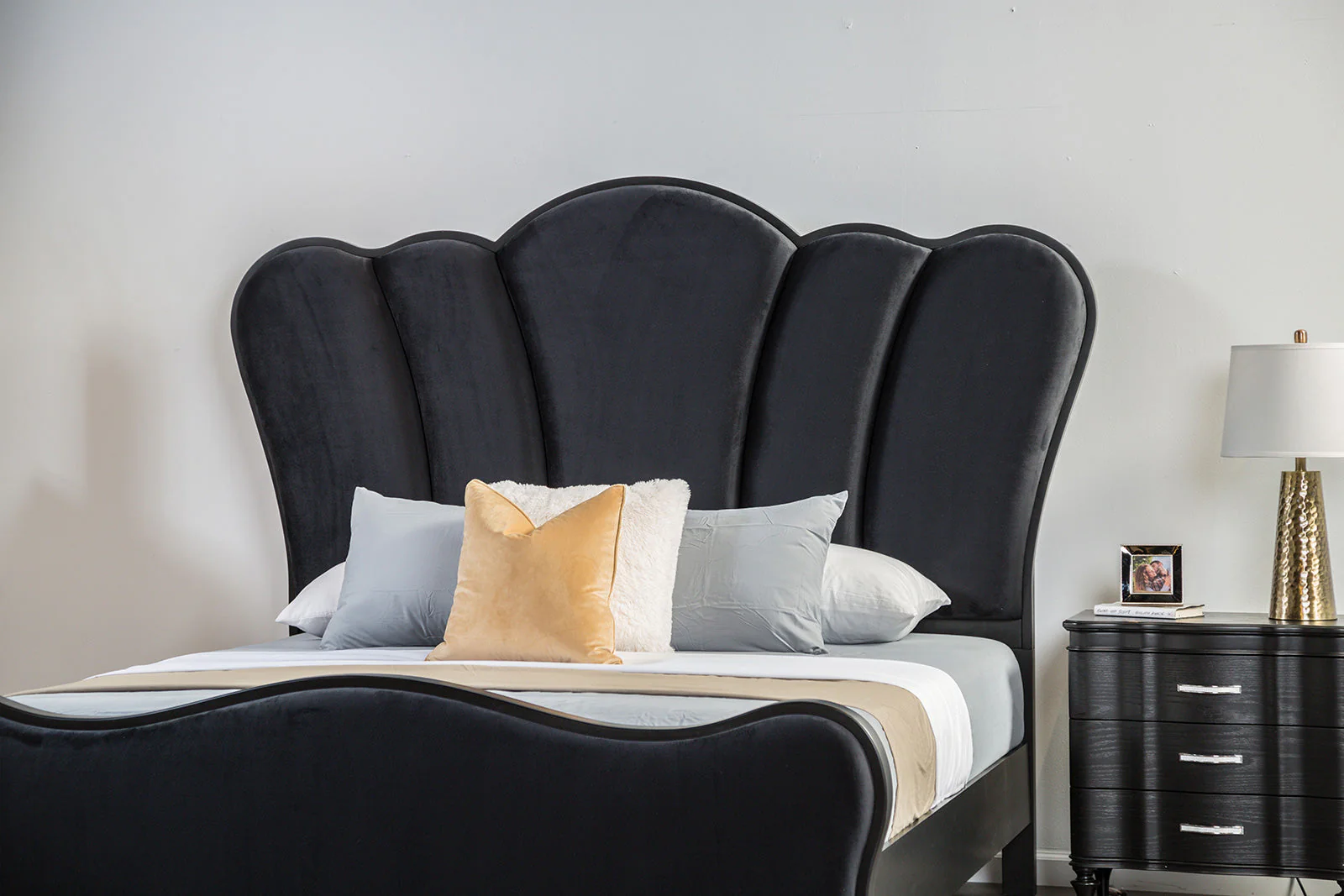 Melodi Parc Black Queen Bed - Image 2