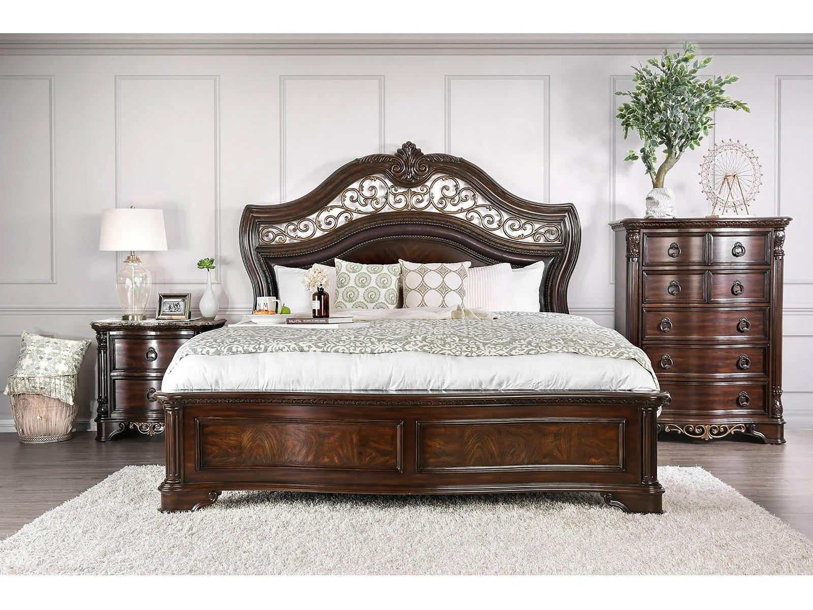 Menodora Brown Cherry 4-Piece Queen Bedroom Set
