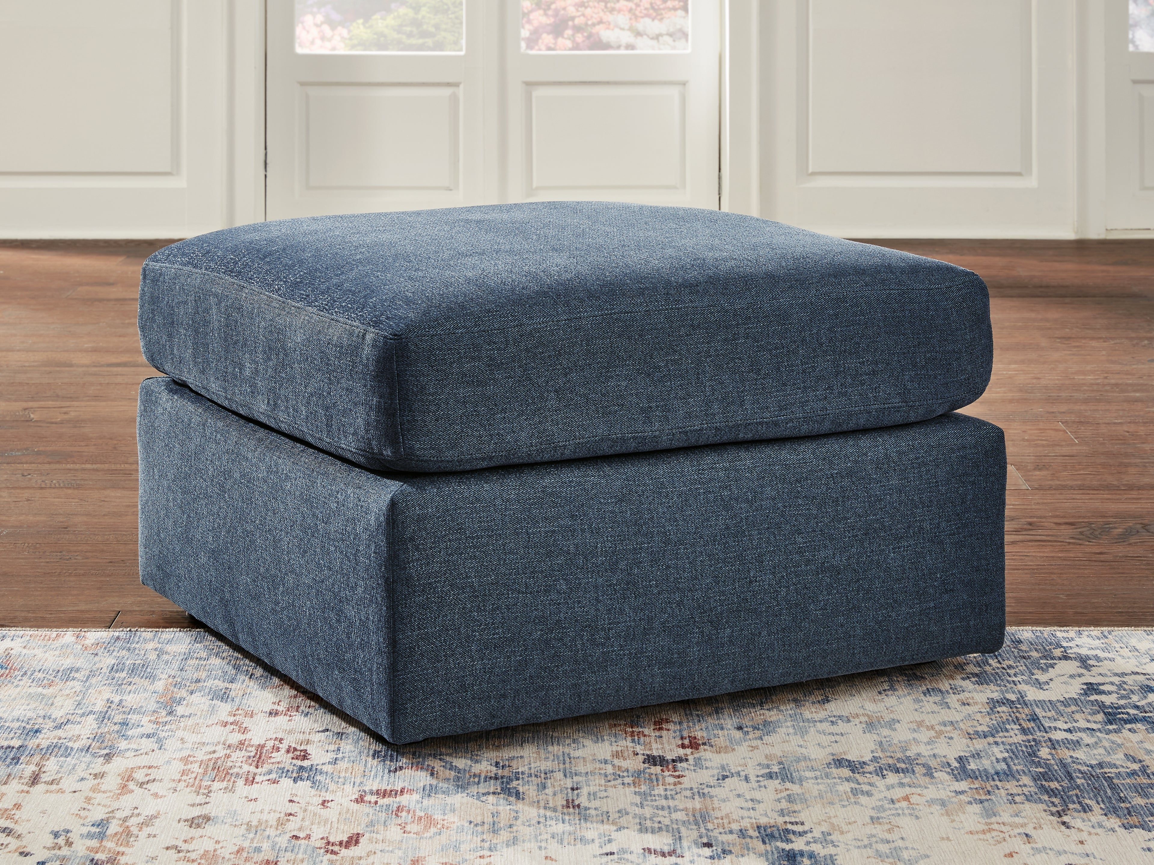 Modmax Ink 6-Piece Sectional with Ottoman - Image 5