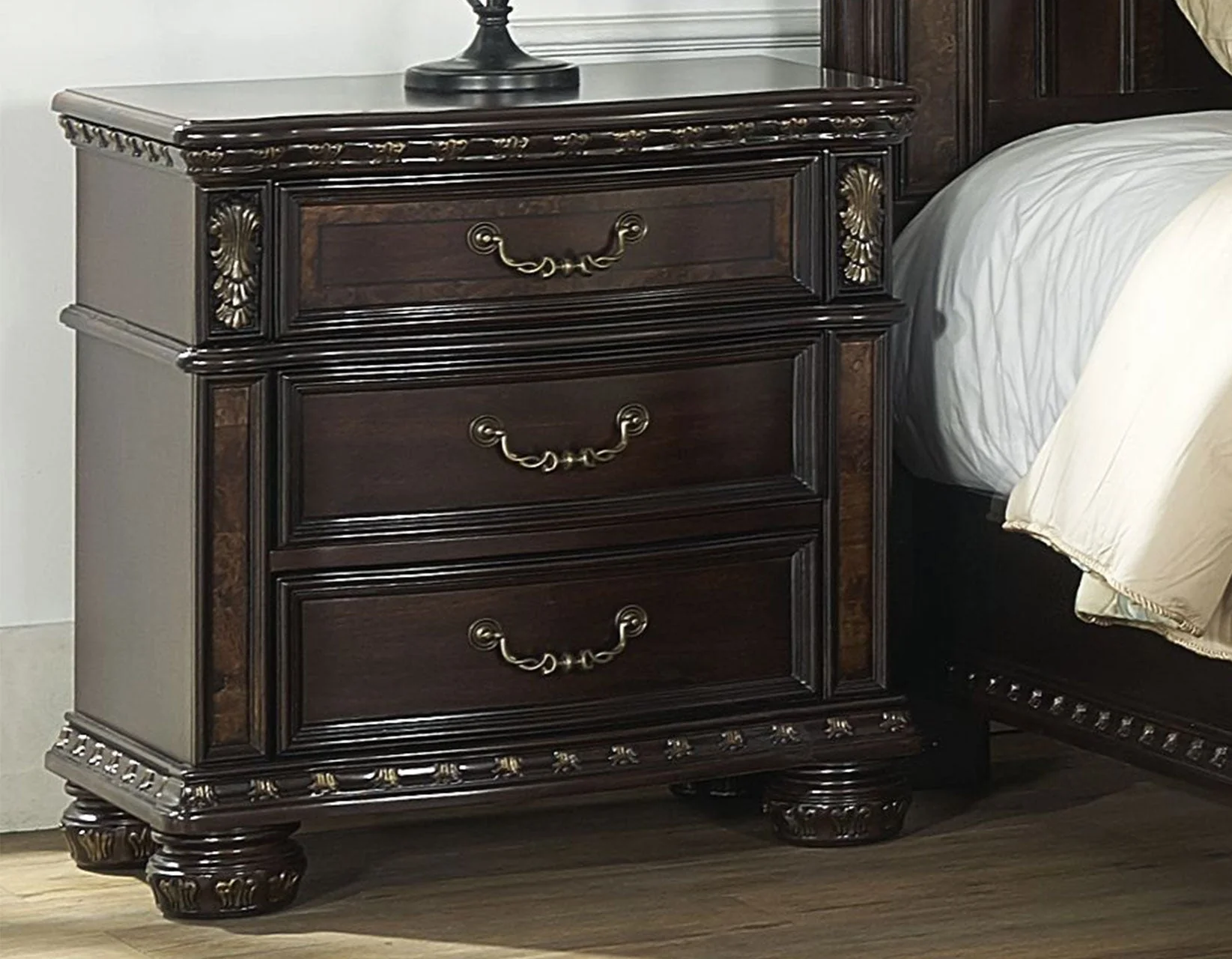 Monte Carlo Cherry Poster Bedroom Set - Image 11