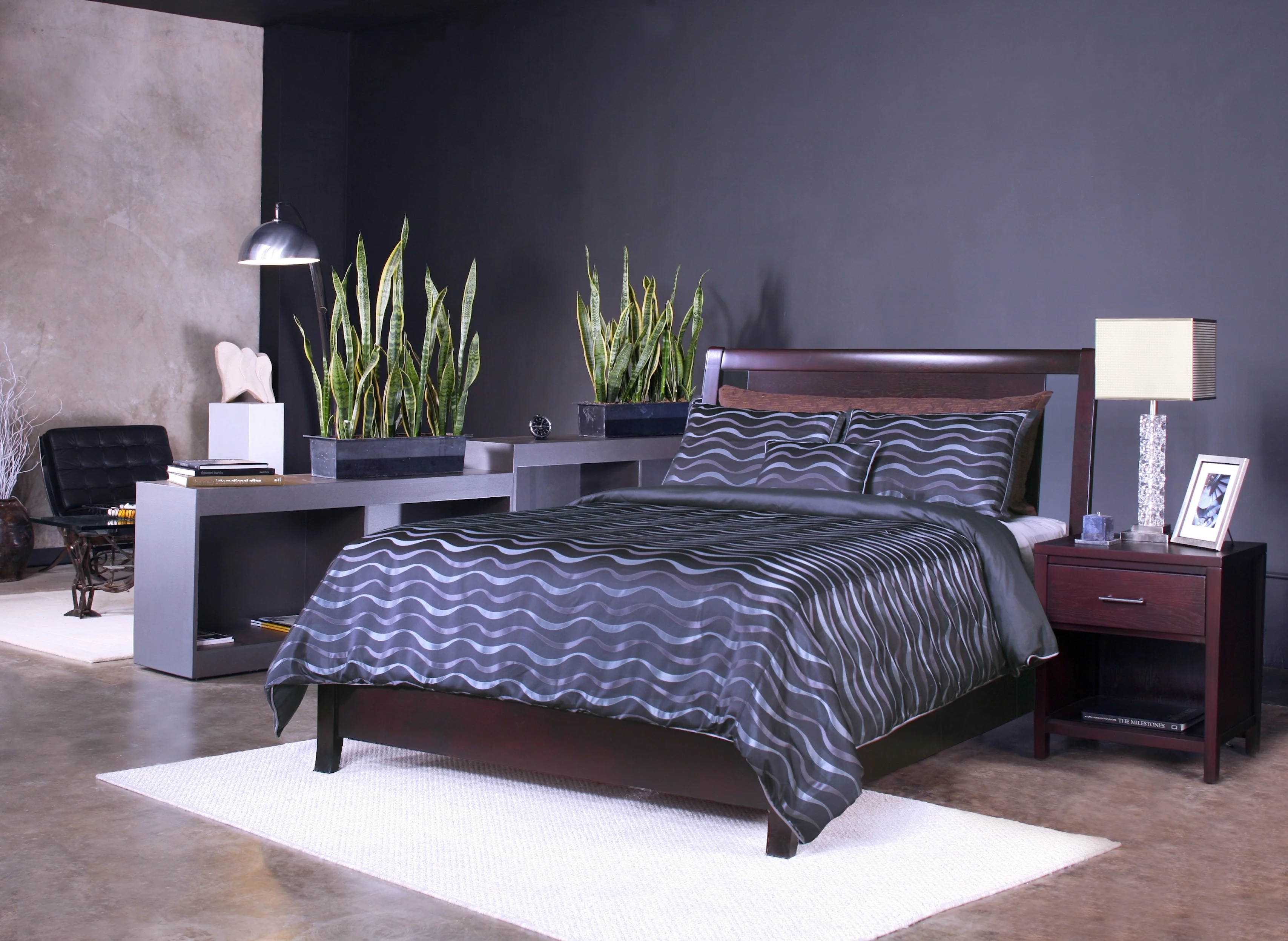 Nevis Queen Low Profile Storage Bed in Espresso - Image 3