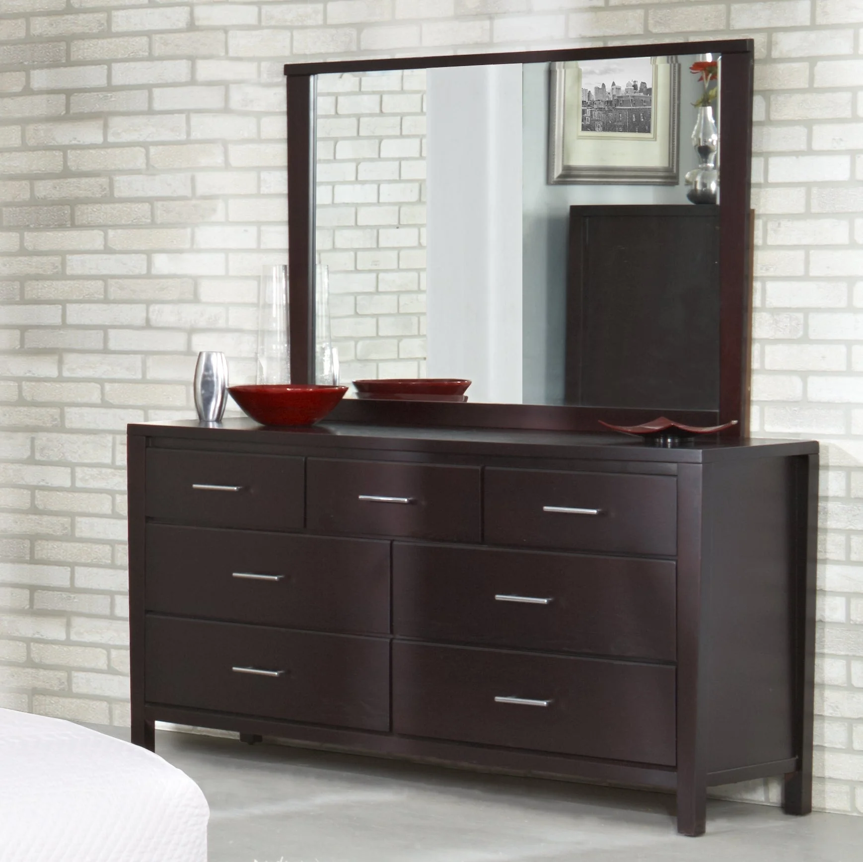 Nevis Seven Drawer Dresser in Espresso - Image 5