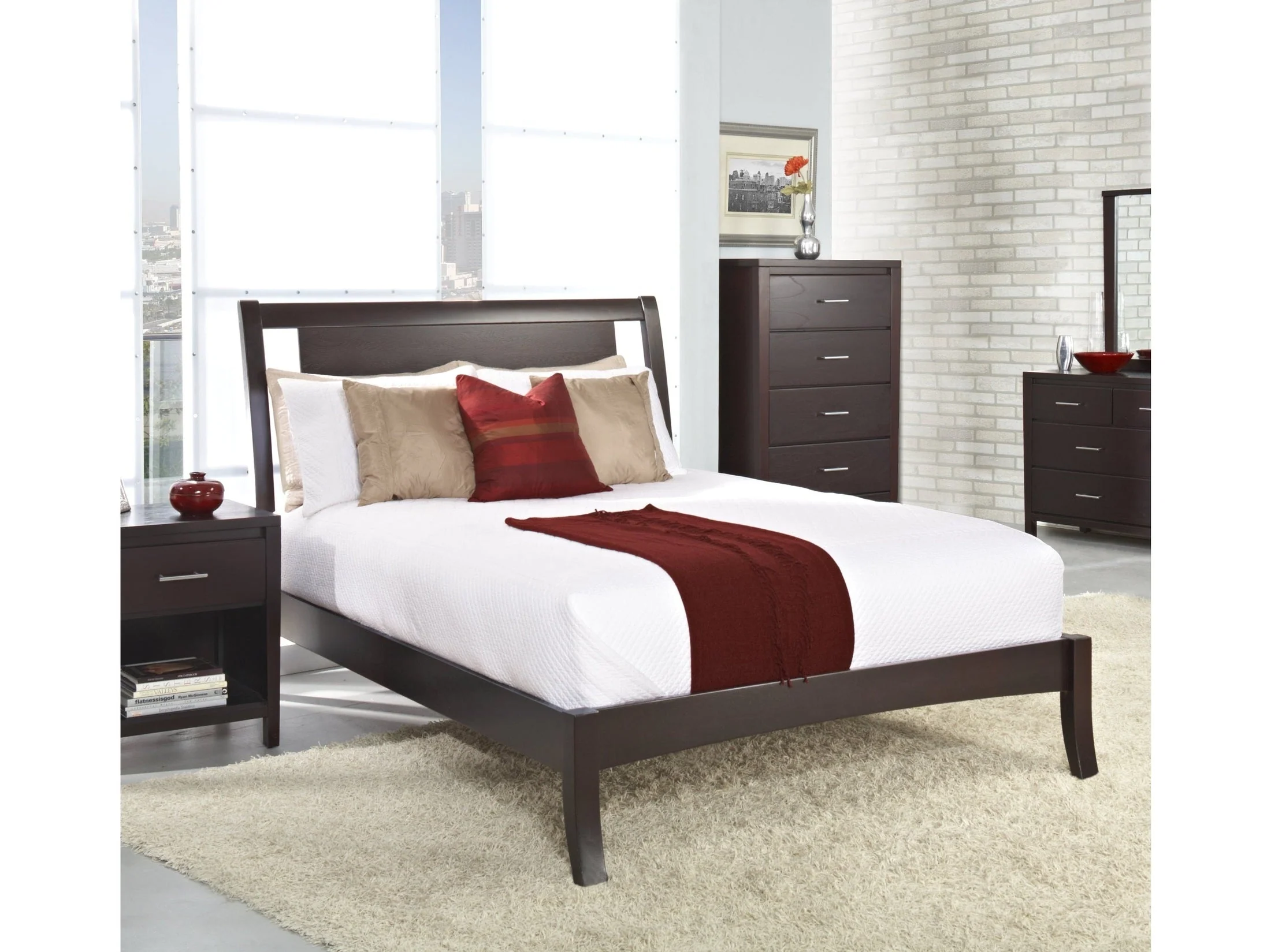 Nevis Wood Eastern King Sleigh Bed in Espresso