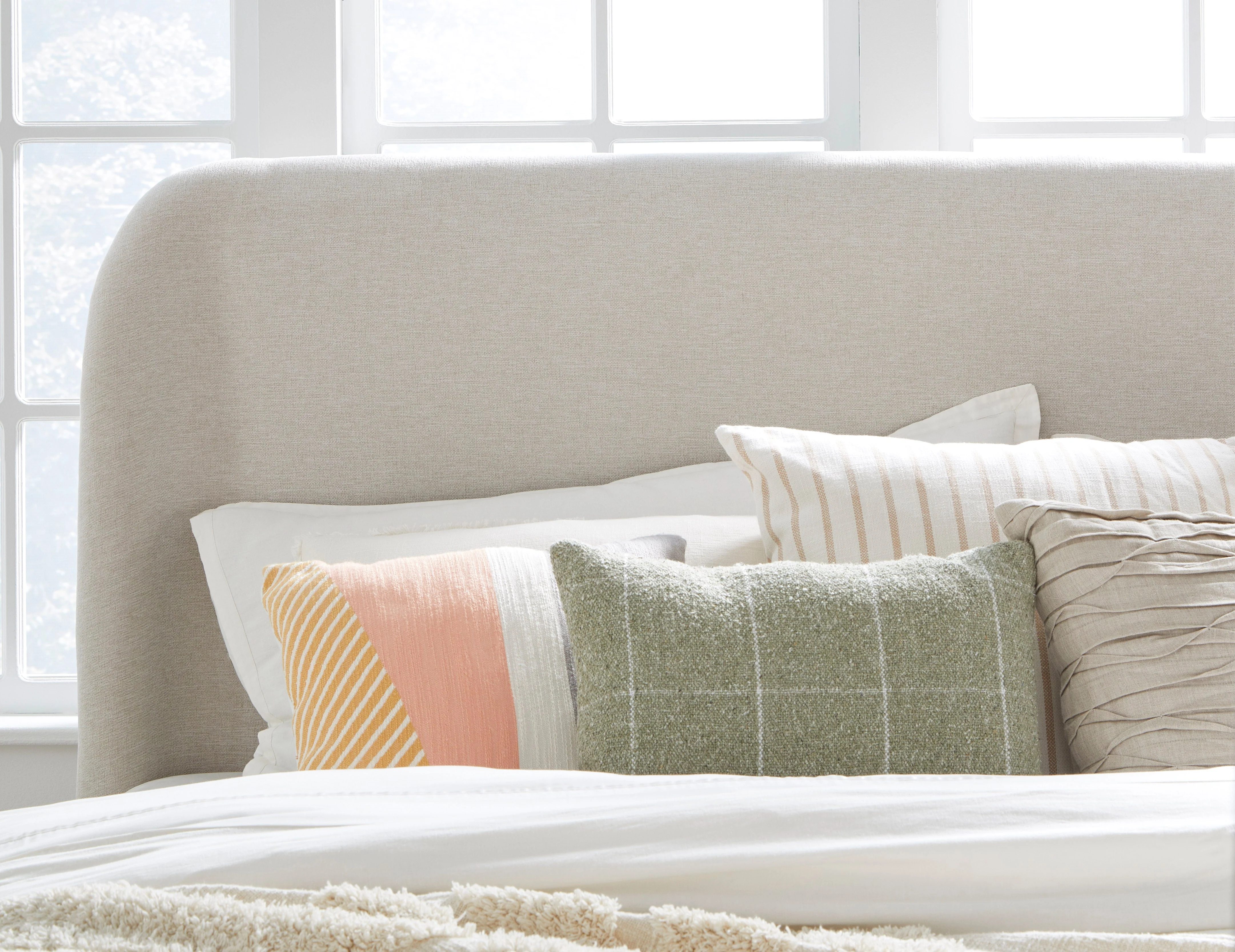 Penny Queen Upholstered Platform Bed in Buff Cream Ash and Oatmeal Linen - Image 2