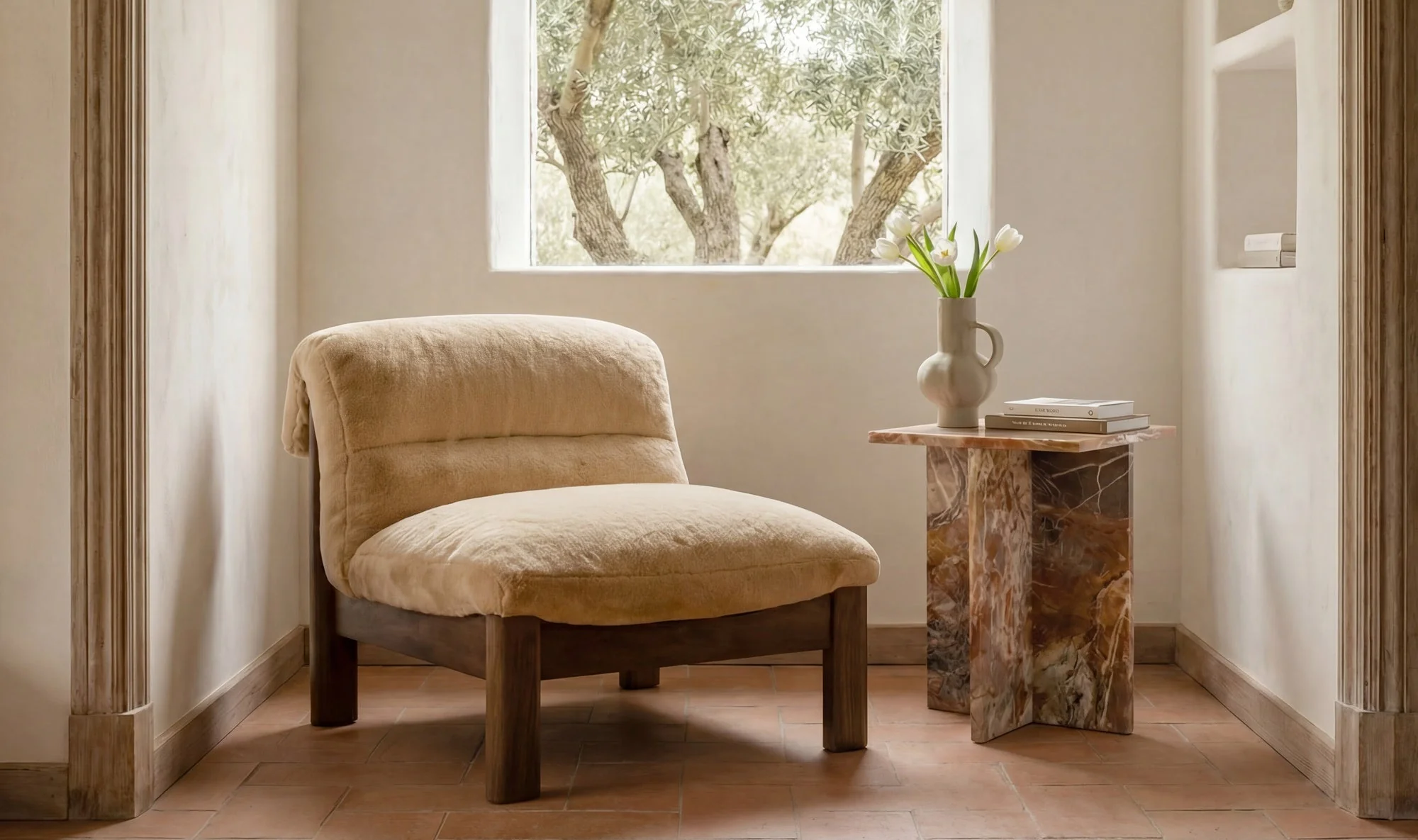 Pierce Accent Chair Faux Fur - Image 6