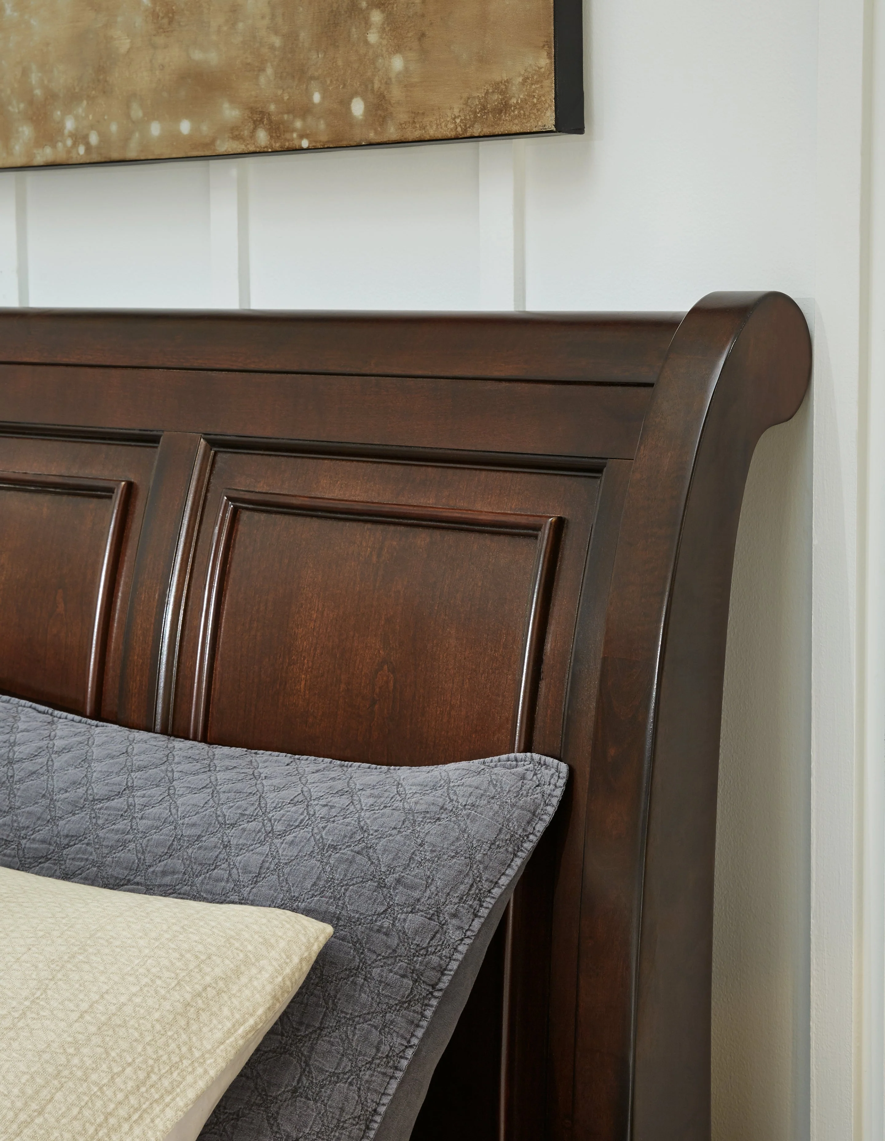 Porter Rustic Brown Sleigh Storage Platform Bedroom Set with 2 Footboard Drawers - Image 7