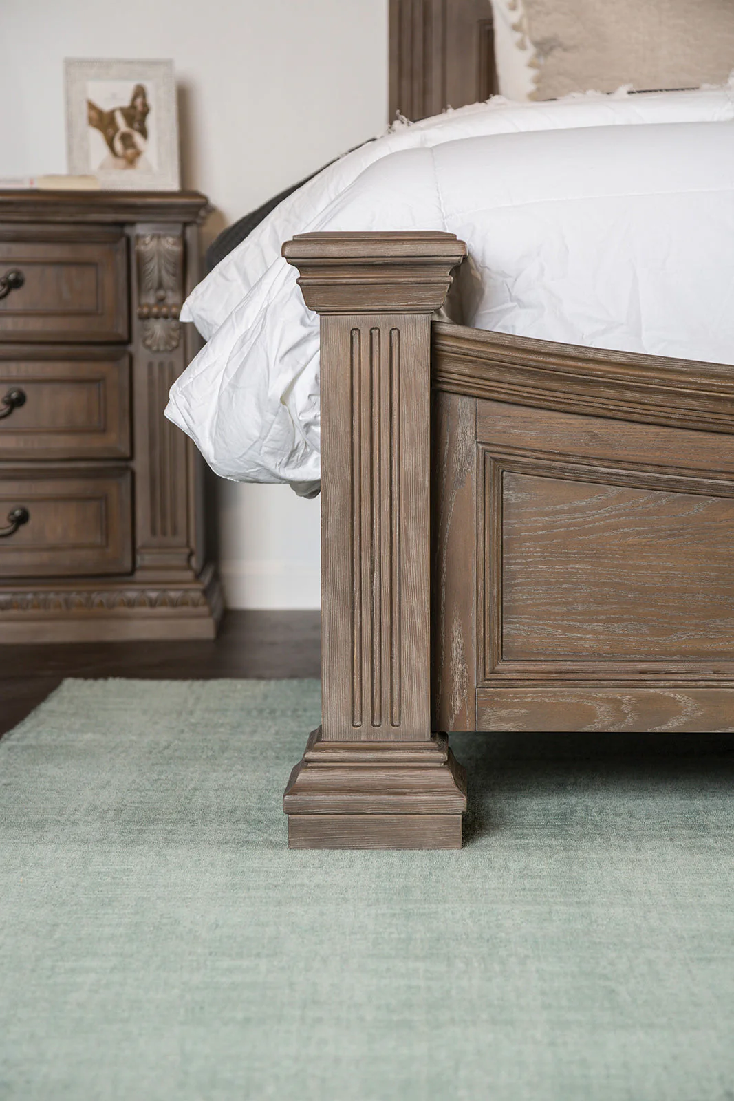 Seven Oaks Weathered Oak King Bed - Image 3
