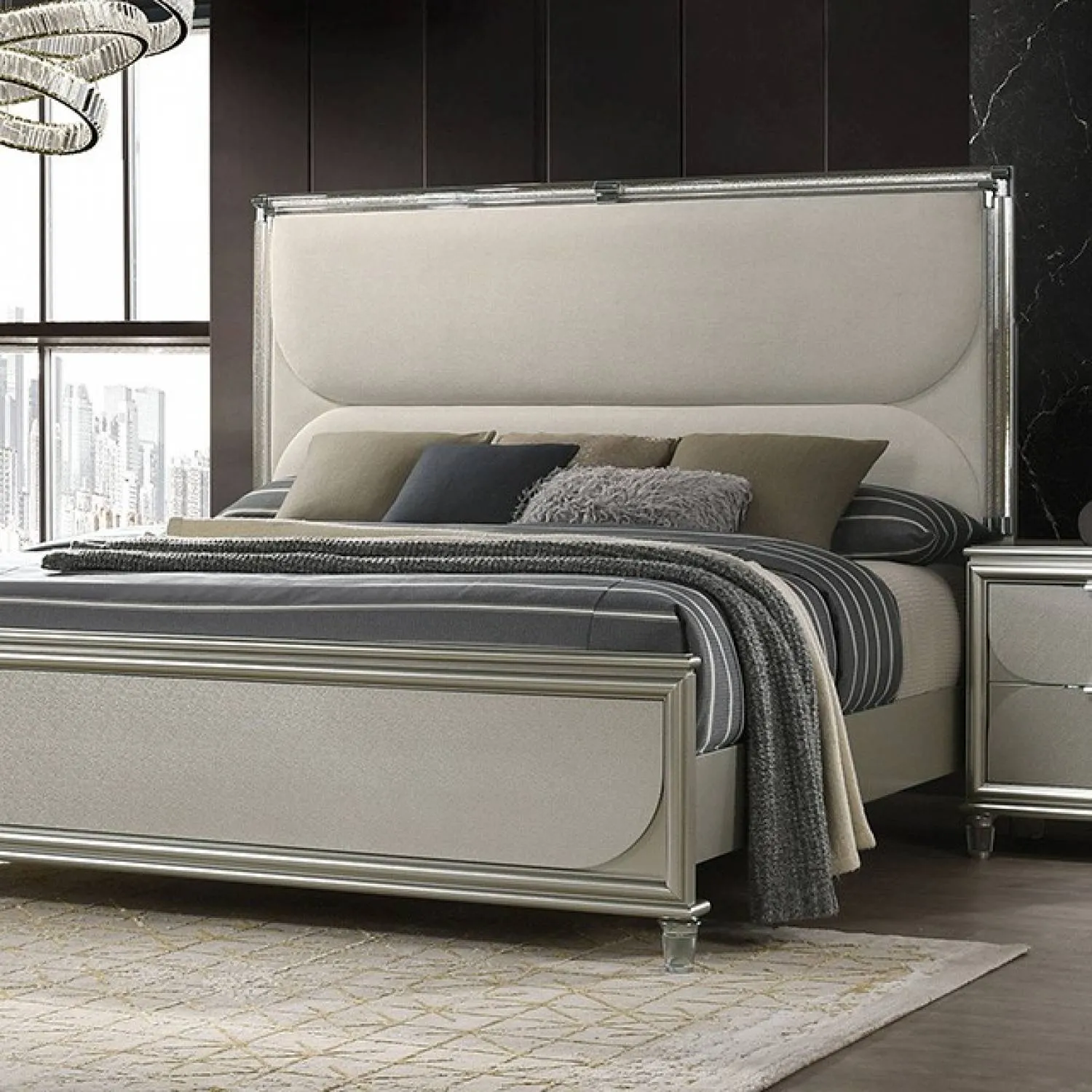 Sheridan Silver, Dark Walnut/White King Bed