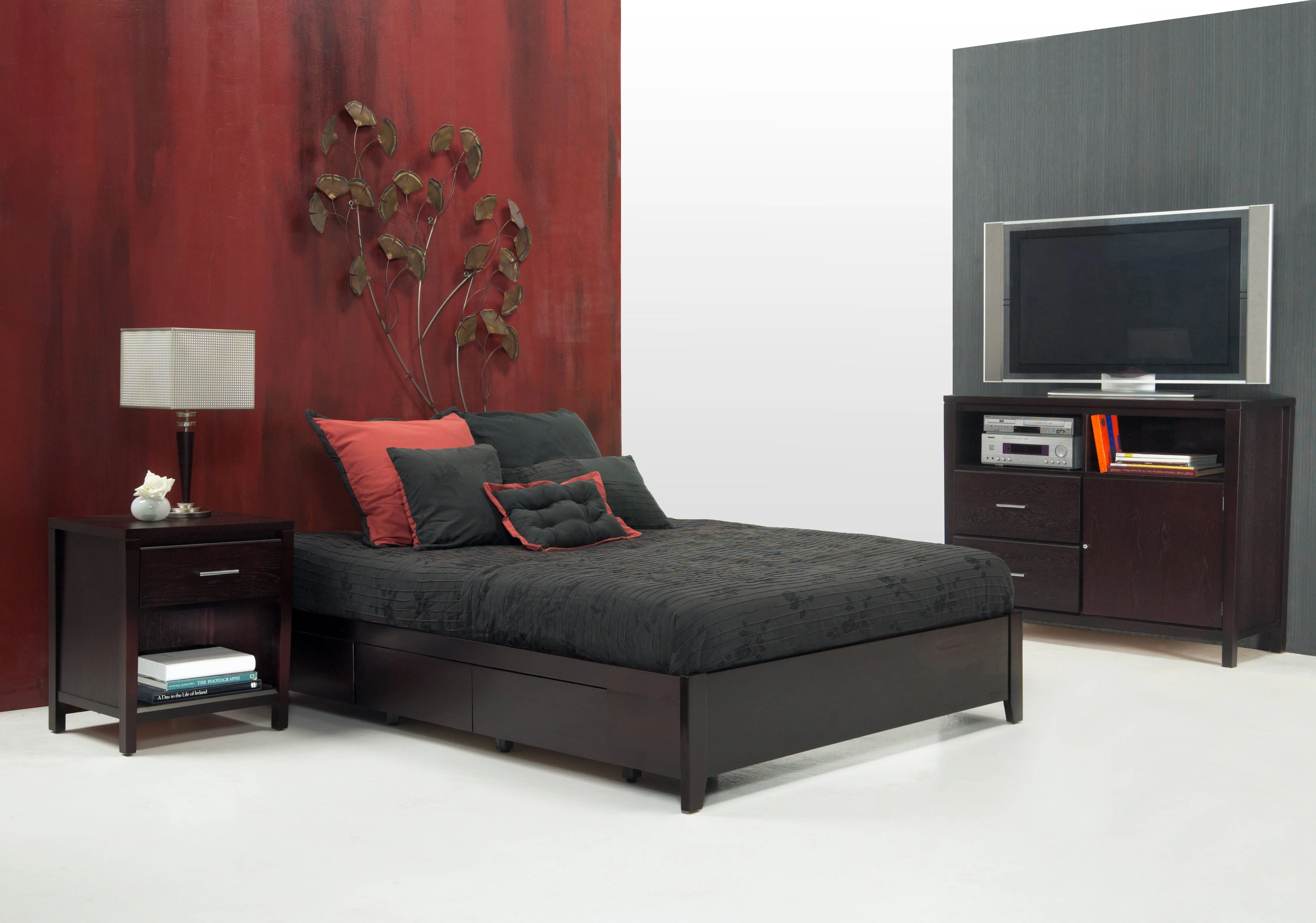 Simple Wood Eastern King Storage Bed in Espresso - Image 5