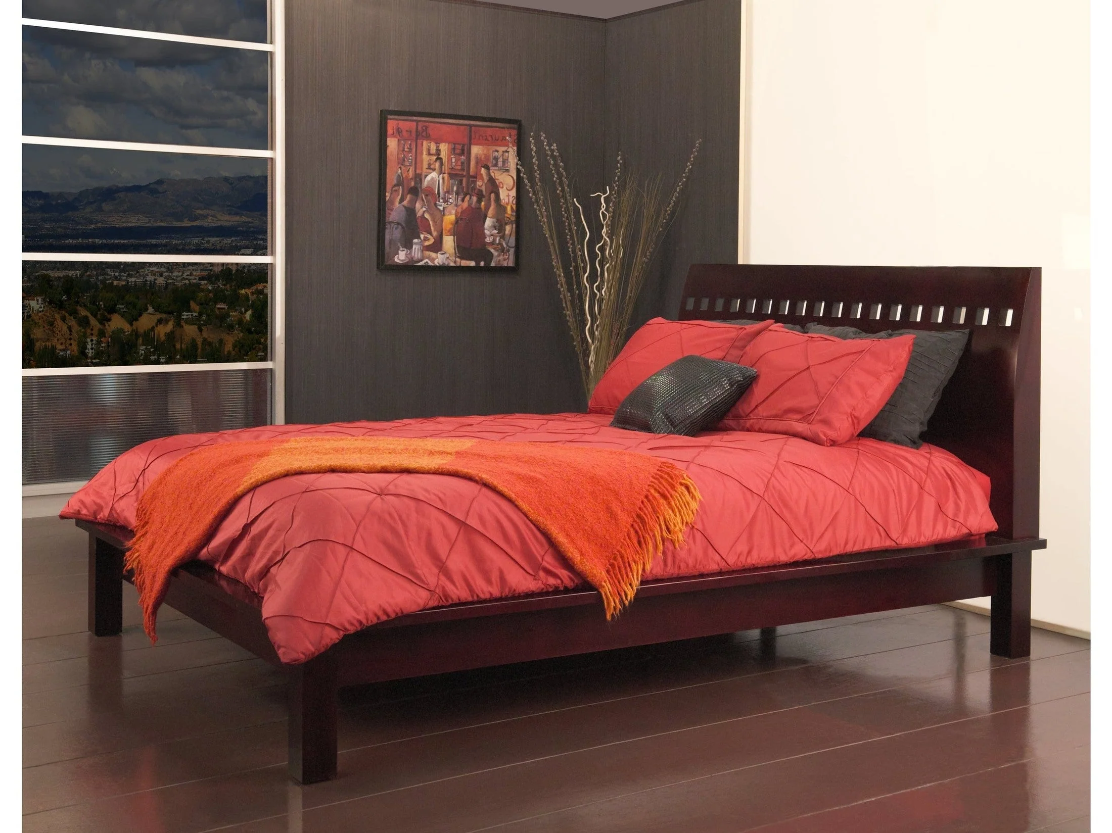 Veneto Wood Queen Platform Bed in Espresso