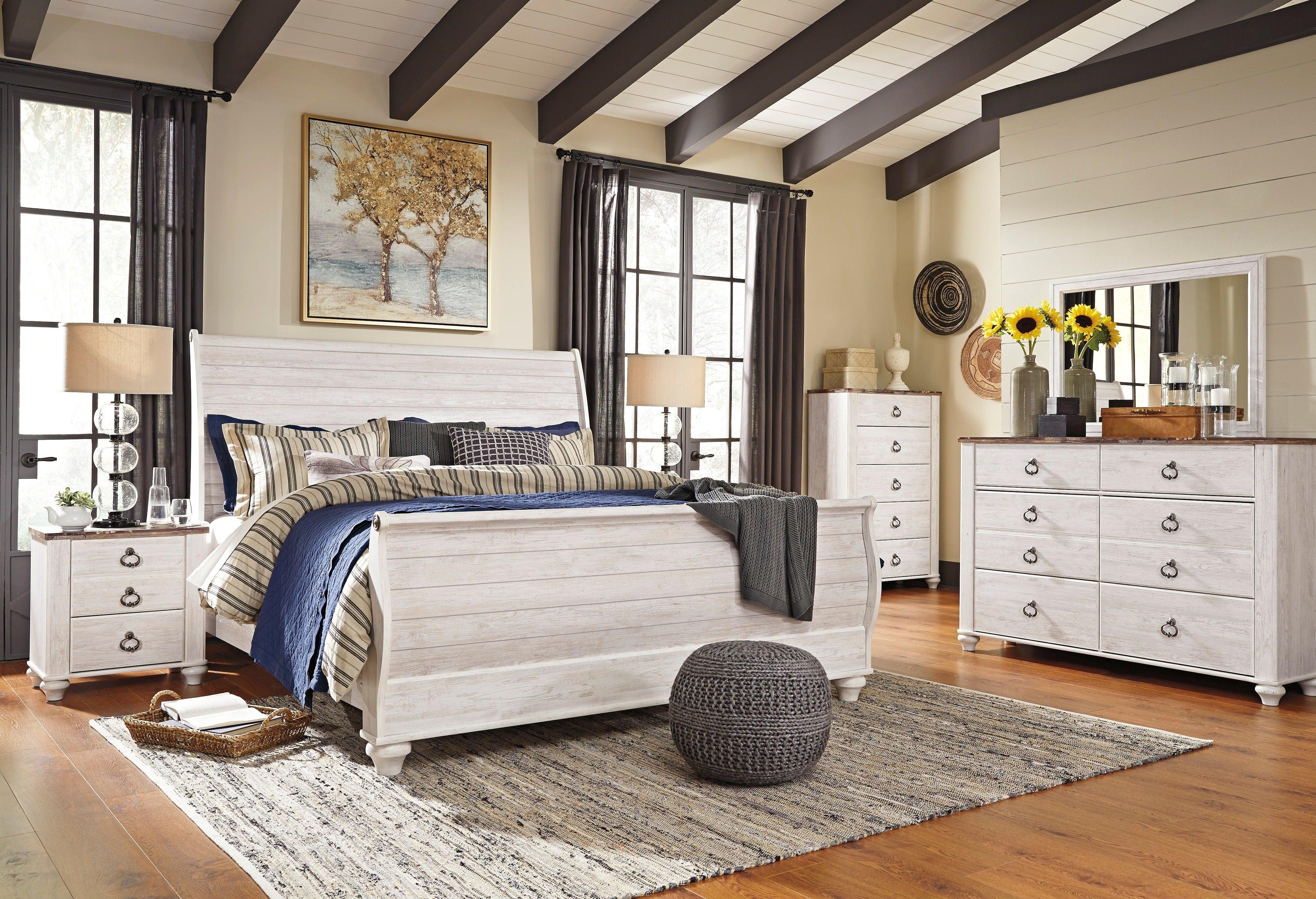 Willowton Whitewash Sleigh Bedroom Set